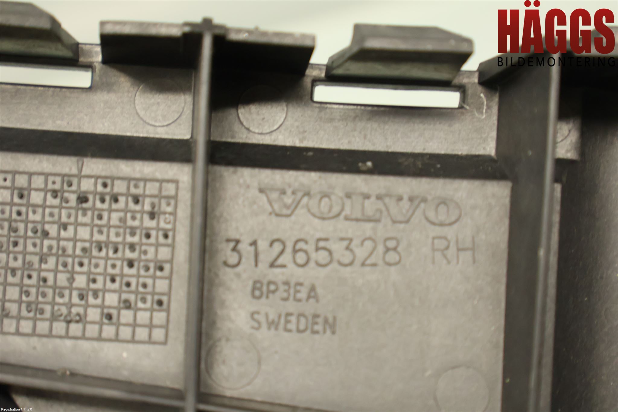 Volvo V70 14-16 Stötfångarfäste Bak Hö