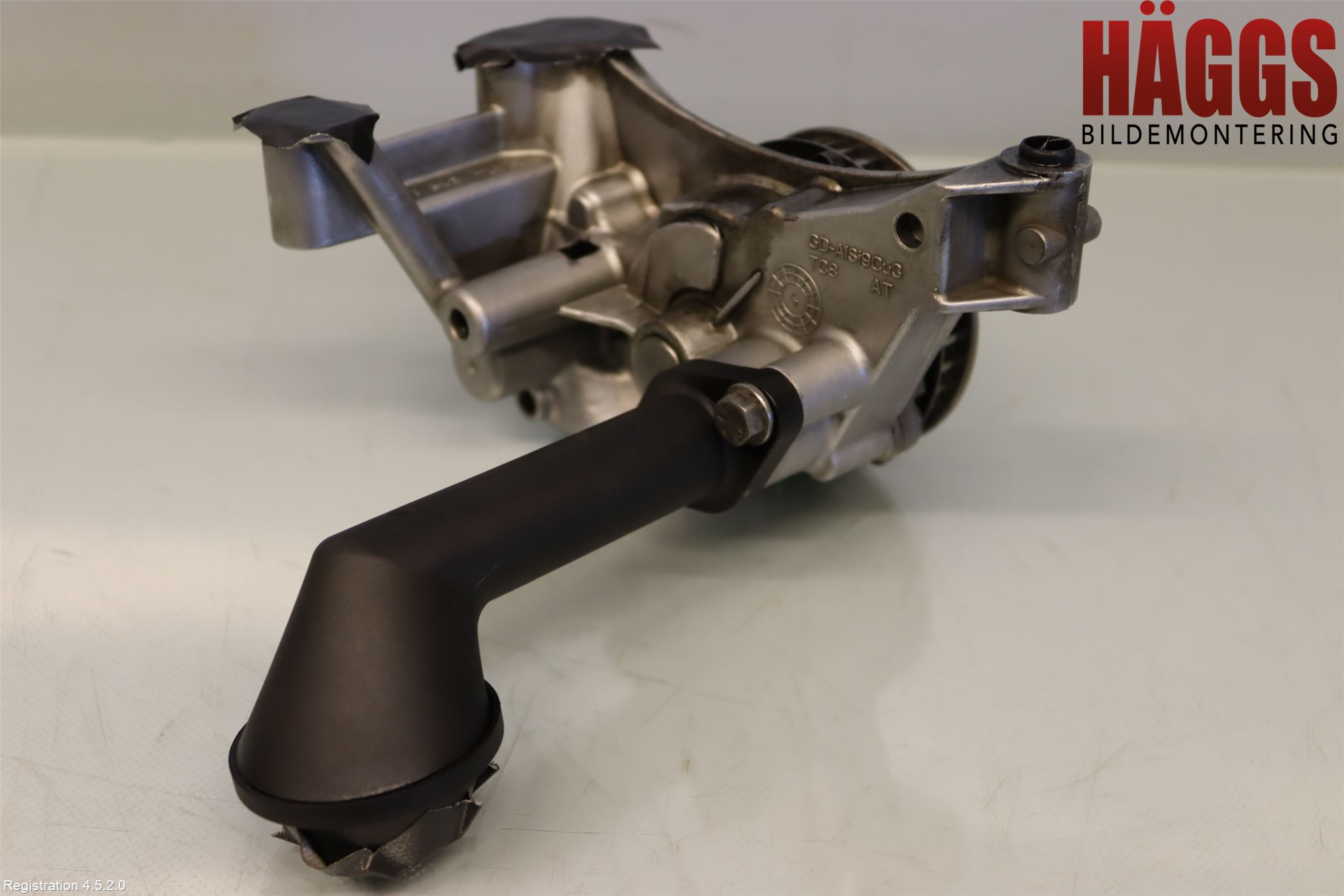 Volkswagen VW CADDY 11-15 Oljepump Motor