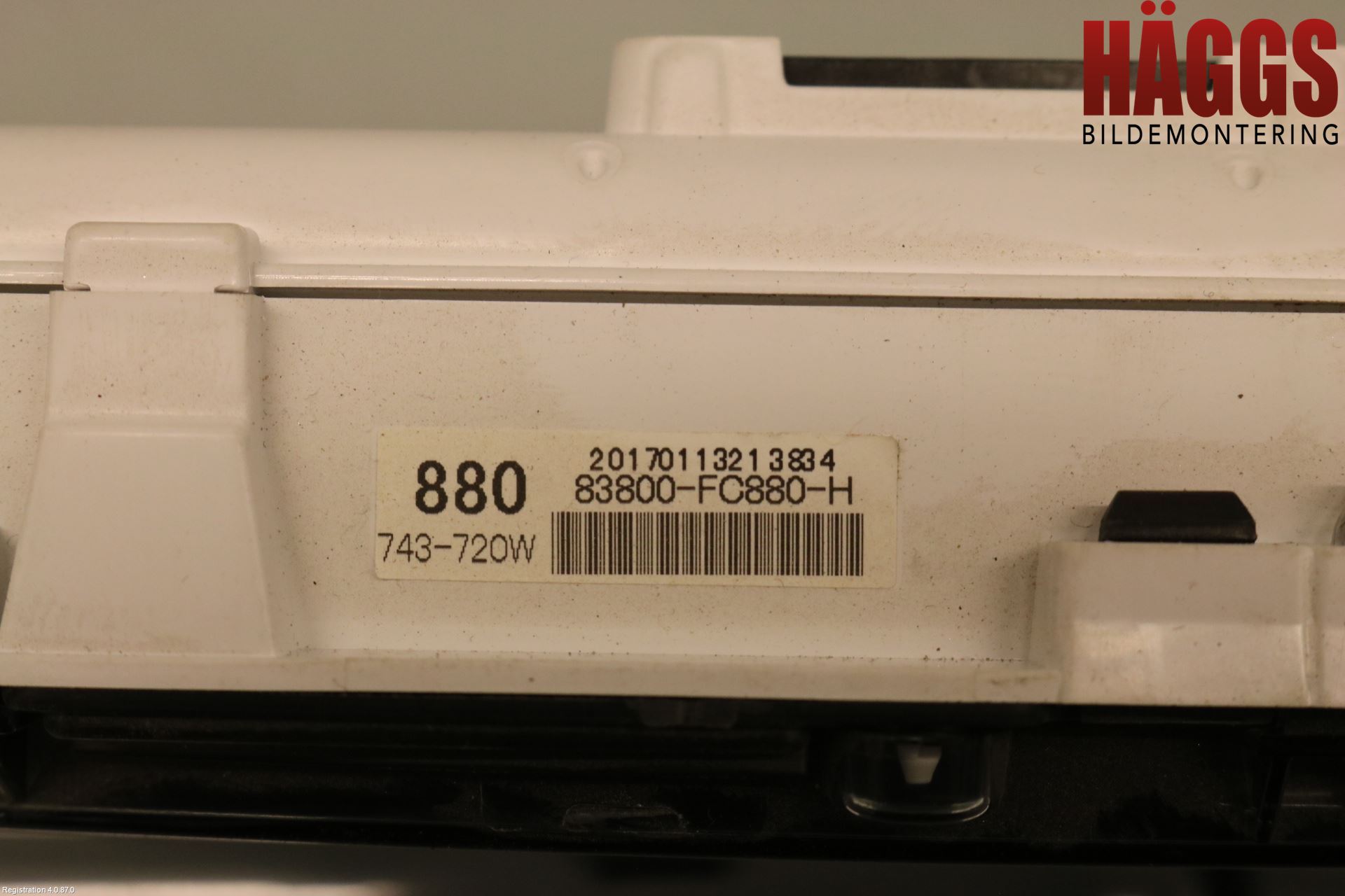 Toyota HILUX 16- Instrument Komb