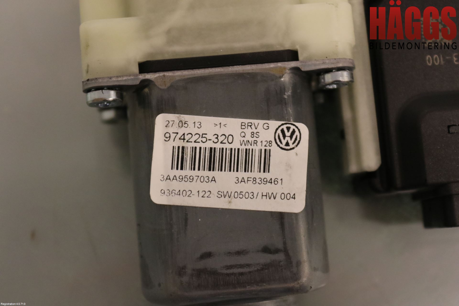 Volkswagen VW PASSAT 11-14 Fönsterhissmotor