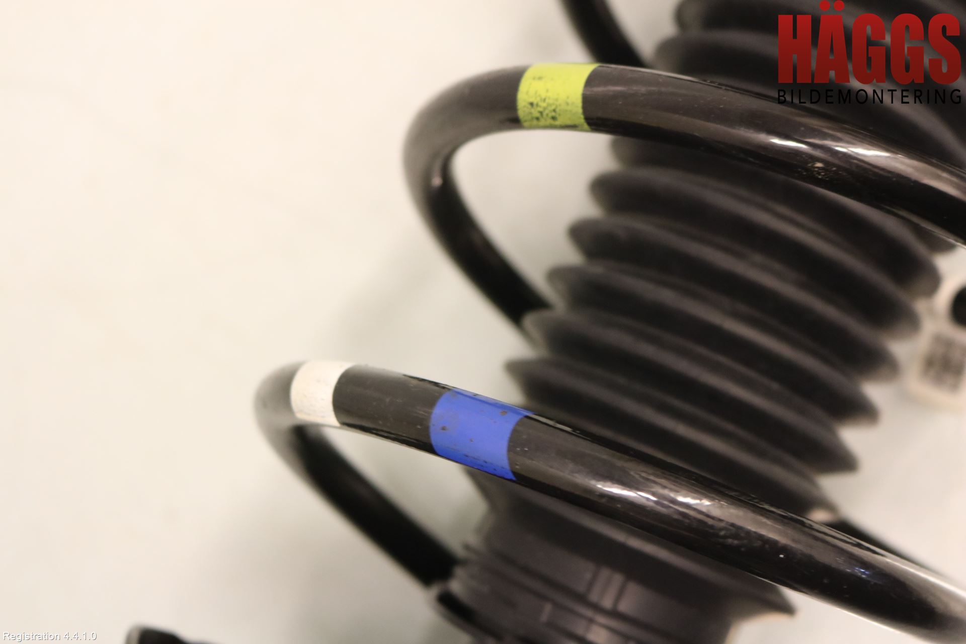 Kia STONIC 18->> Fjäderben Fram Höger