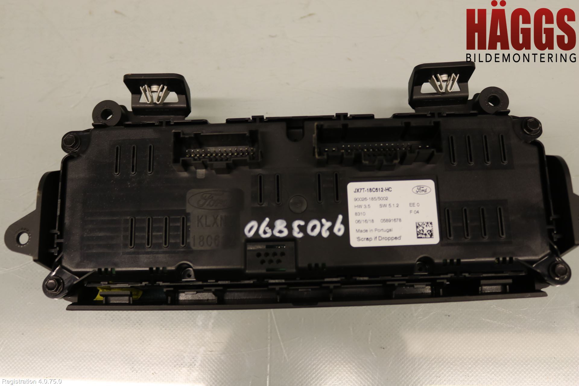 Ford FOCUS 19- Ac Styrenhet Ac Manöveren