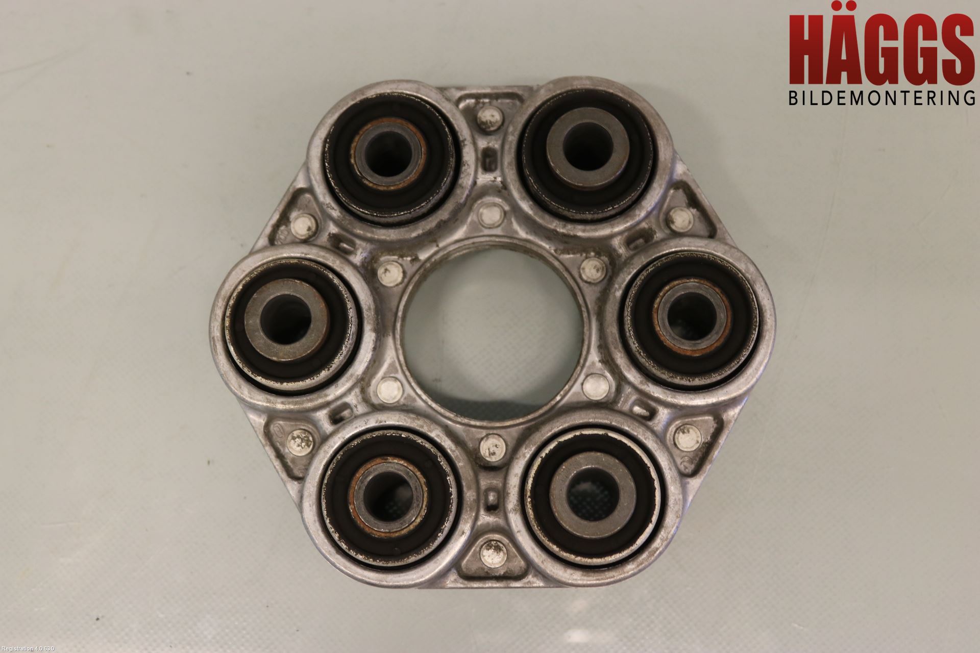 BMW 5 F10/F11/F18 09-17 Medbringare Fram