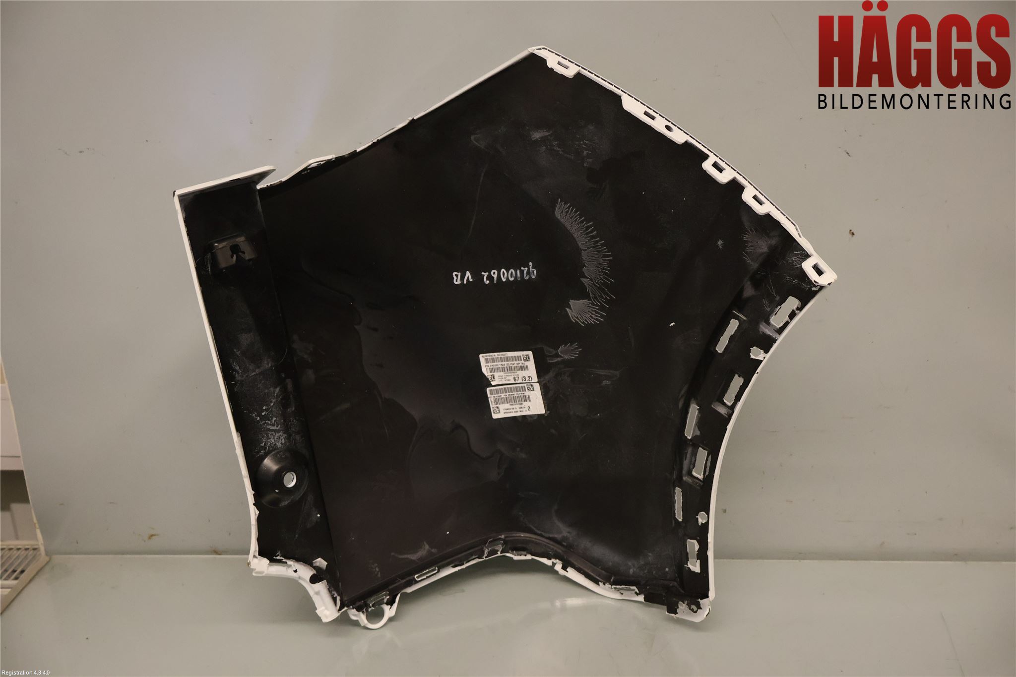 Peugeot 2008/E-2008 20- Stötfångardel Bak Vä