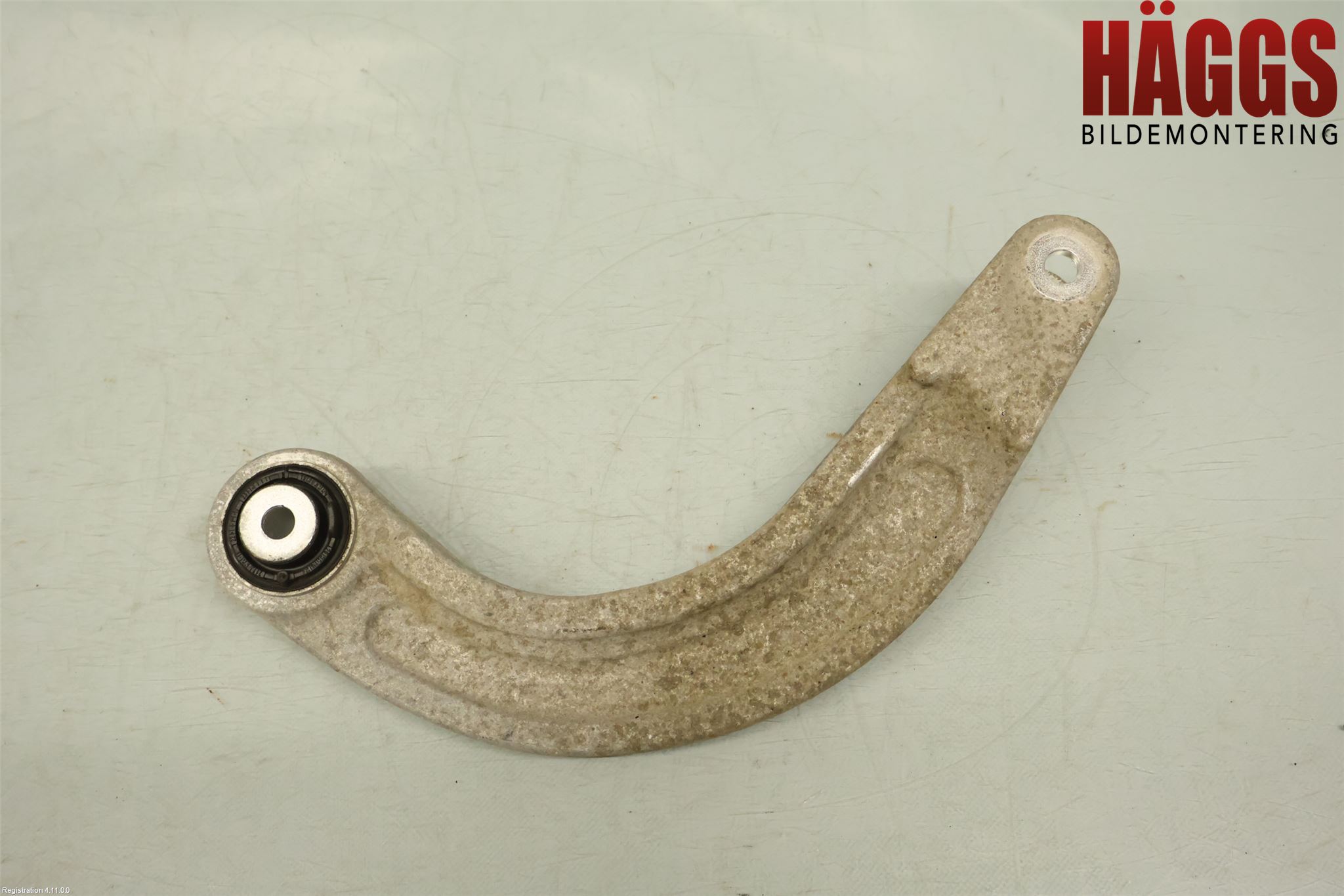 Audi Q4 E-TRON FZ 22- Bärarm Bak Vänster