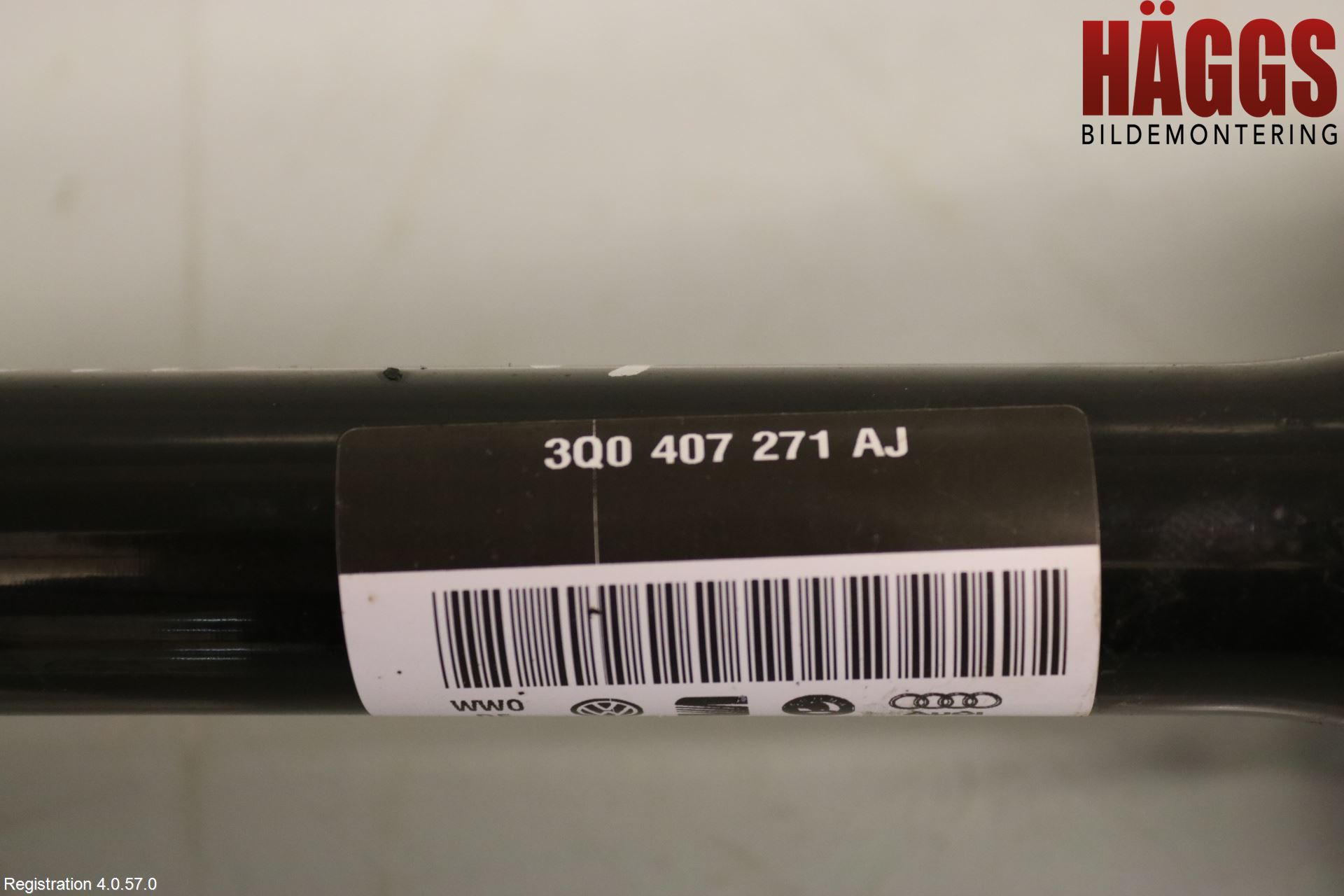 Volkswagen VW PASSAT 15-19 Drivaxel Fram Vänster