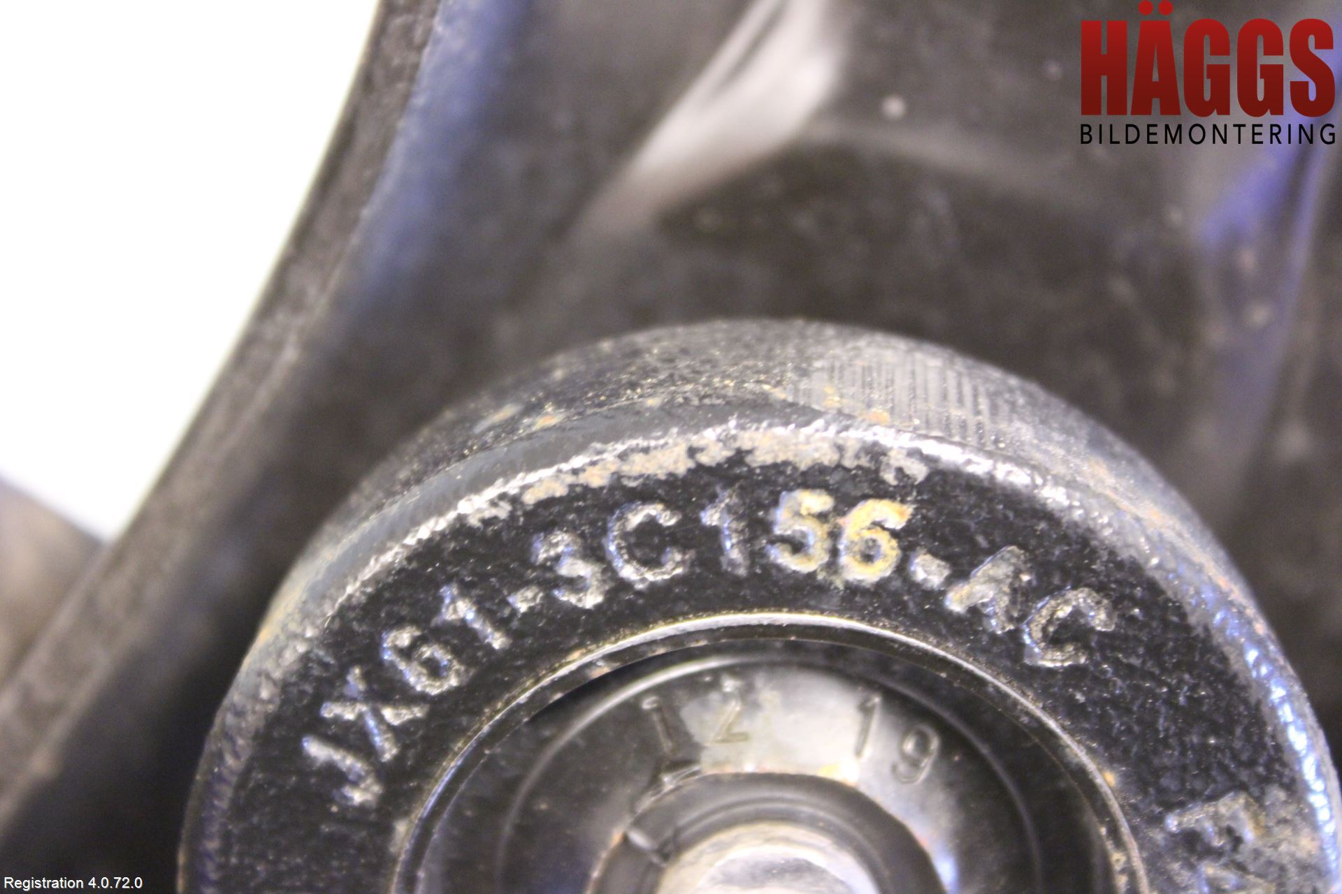 Ford FOCUS 19- Bärarm Fram Undre Hö