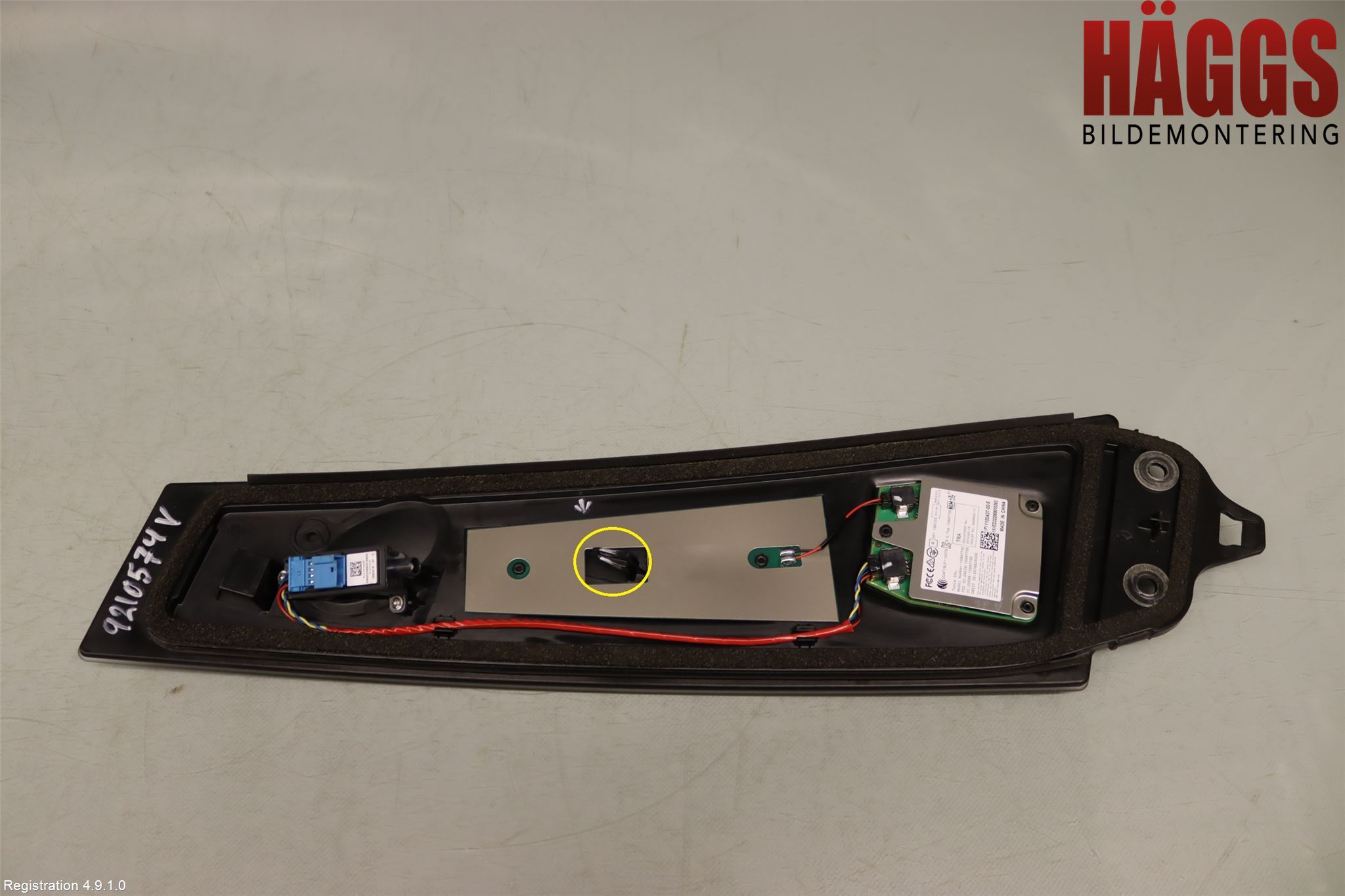 Tesla MODEL 3 17- List Vä