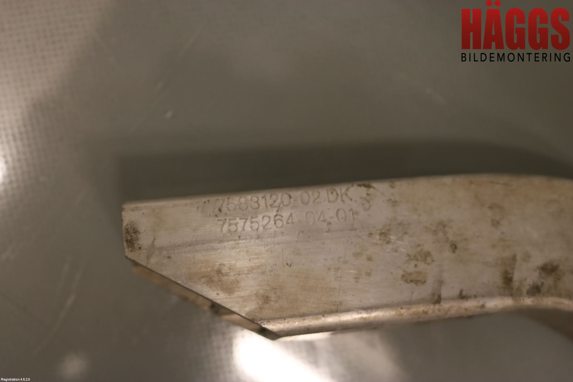 BMW 5 F10/F11/F18 09-17 Frontplåt