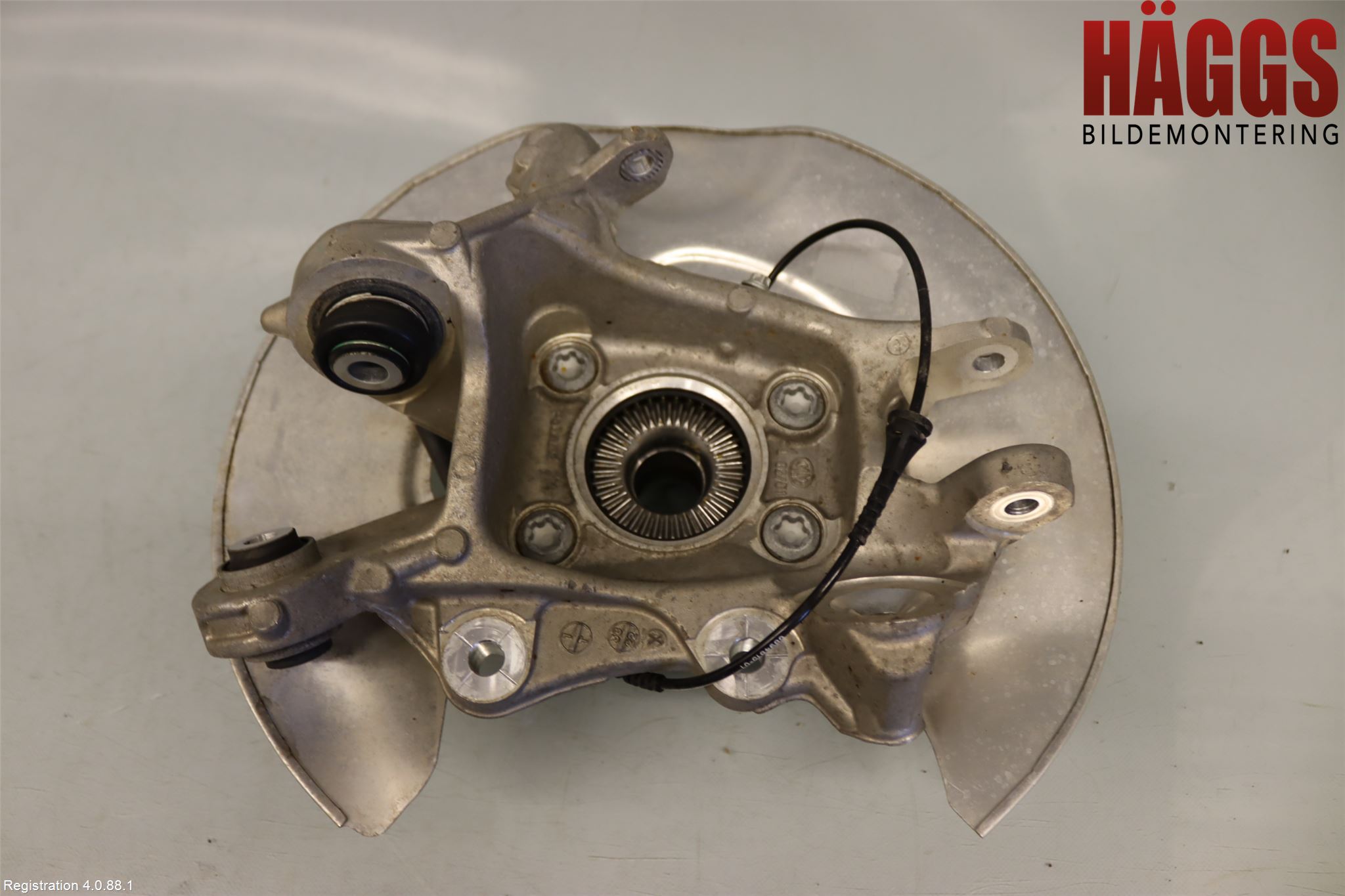 BMW 3 G20/G21/G80/G81 19- Hjullagerhus-Spindel Vä B