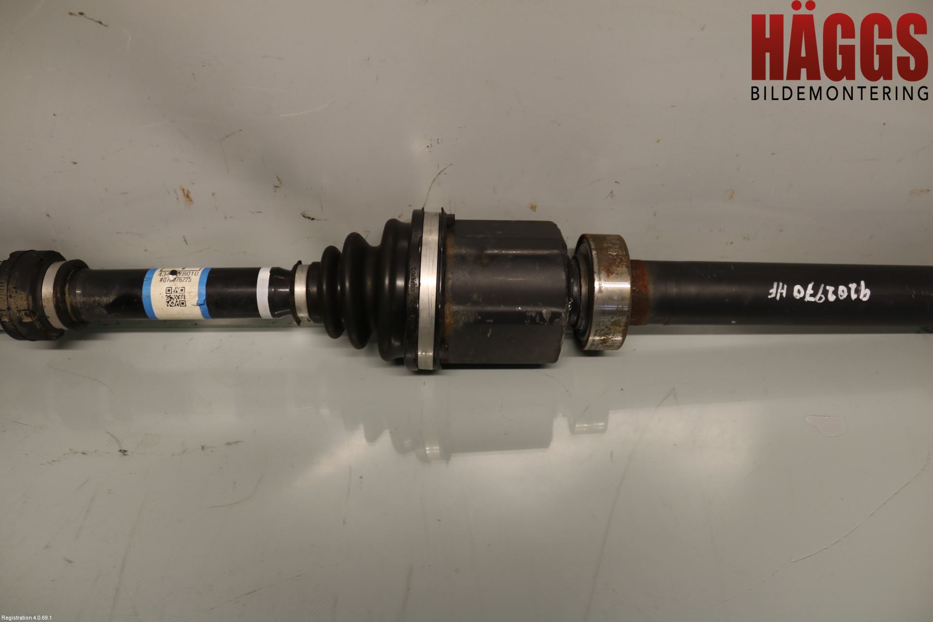 Lexus NX 300h 15-21 Drivaxel Fram Höger
