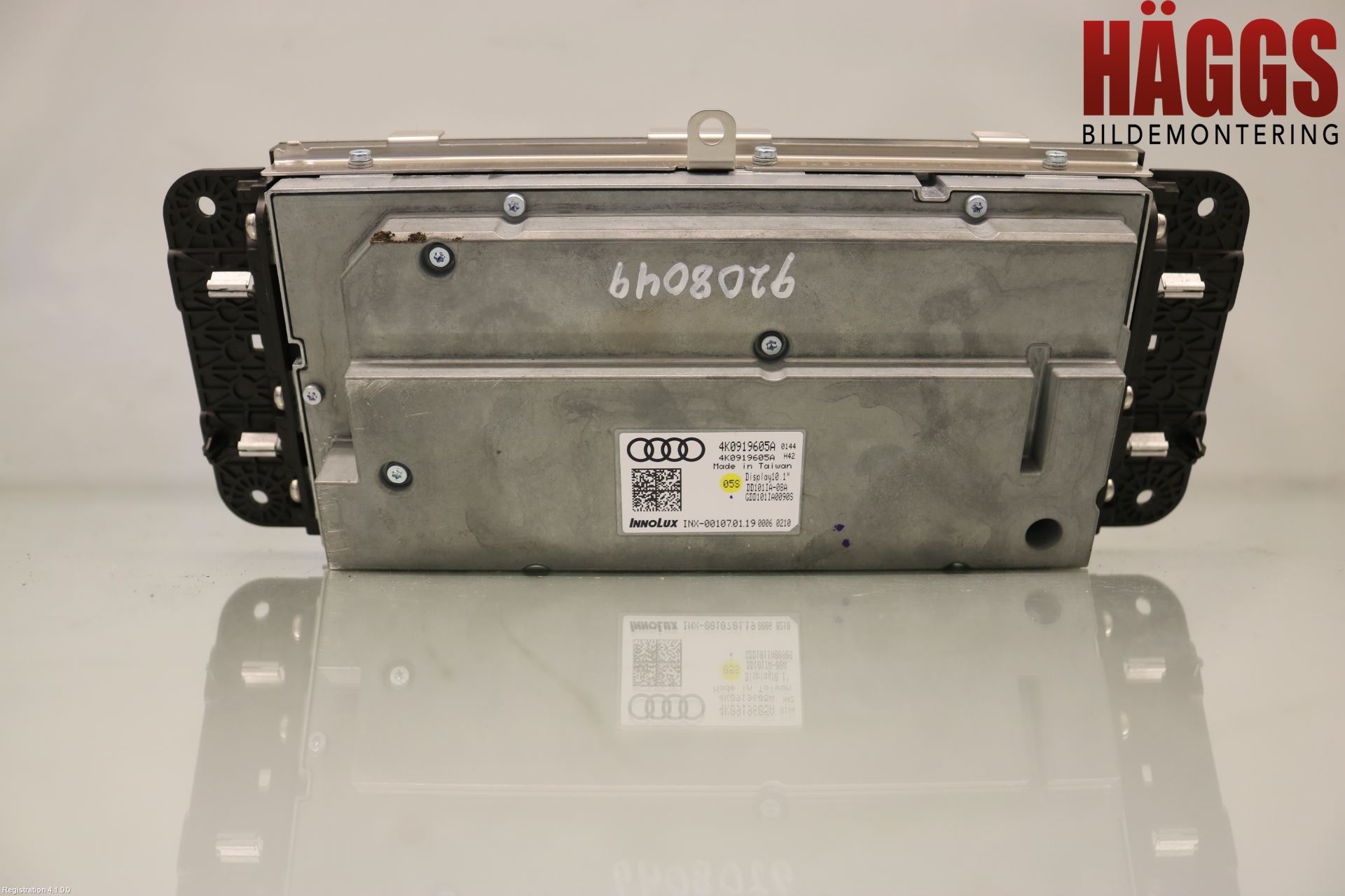 Audi A6 F2/C8 19- Bildskärm