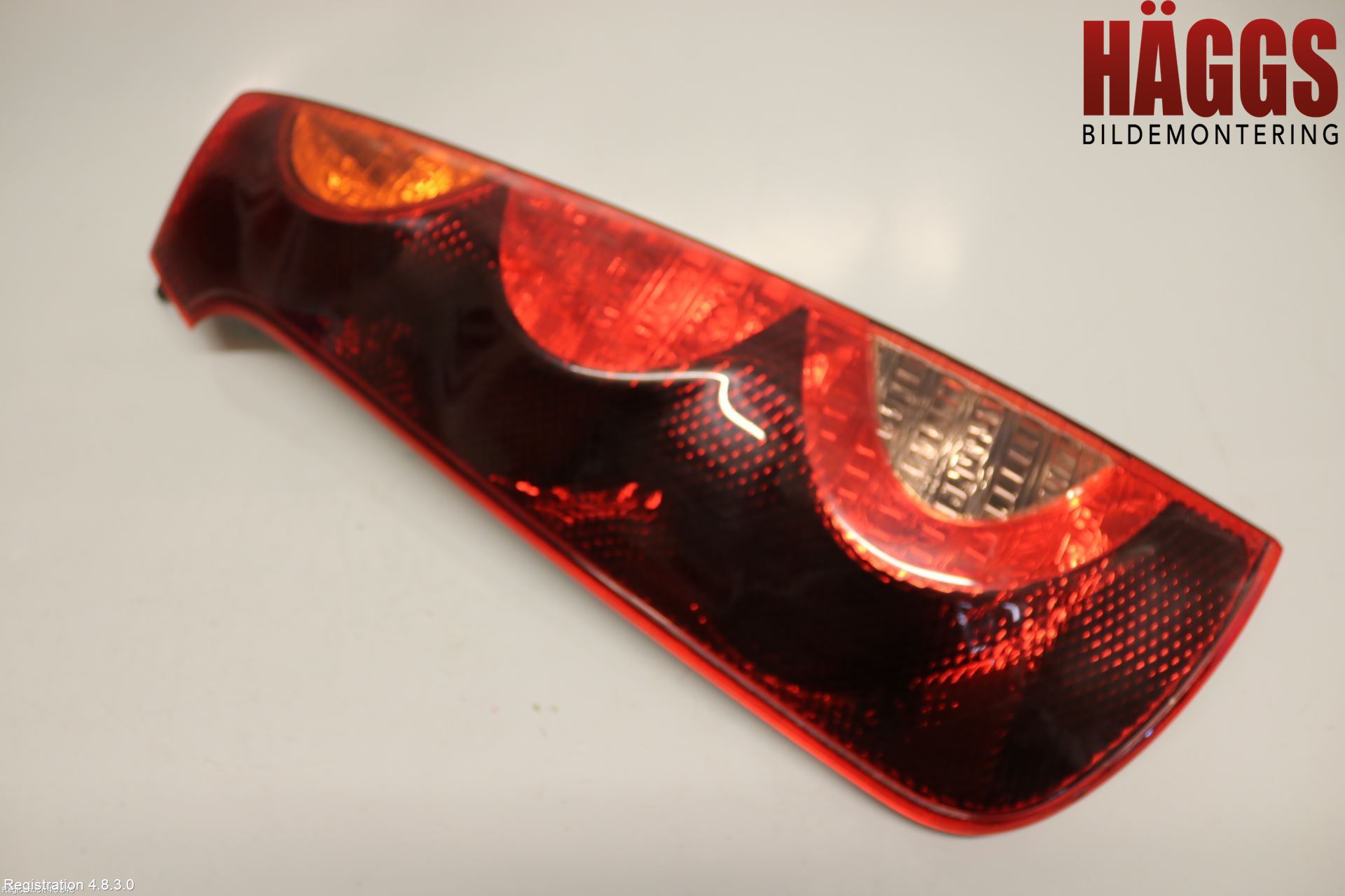 Nissan NOTE E11 06-14 Bakljus Vänster