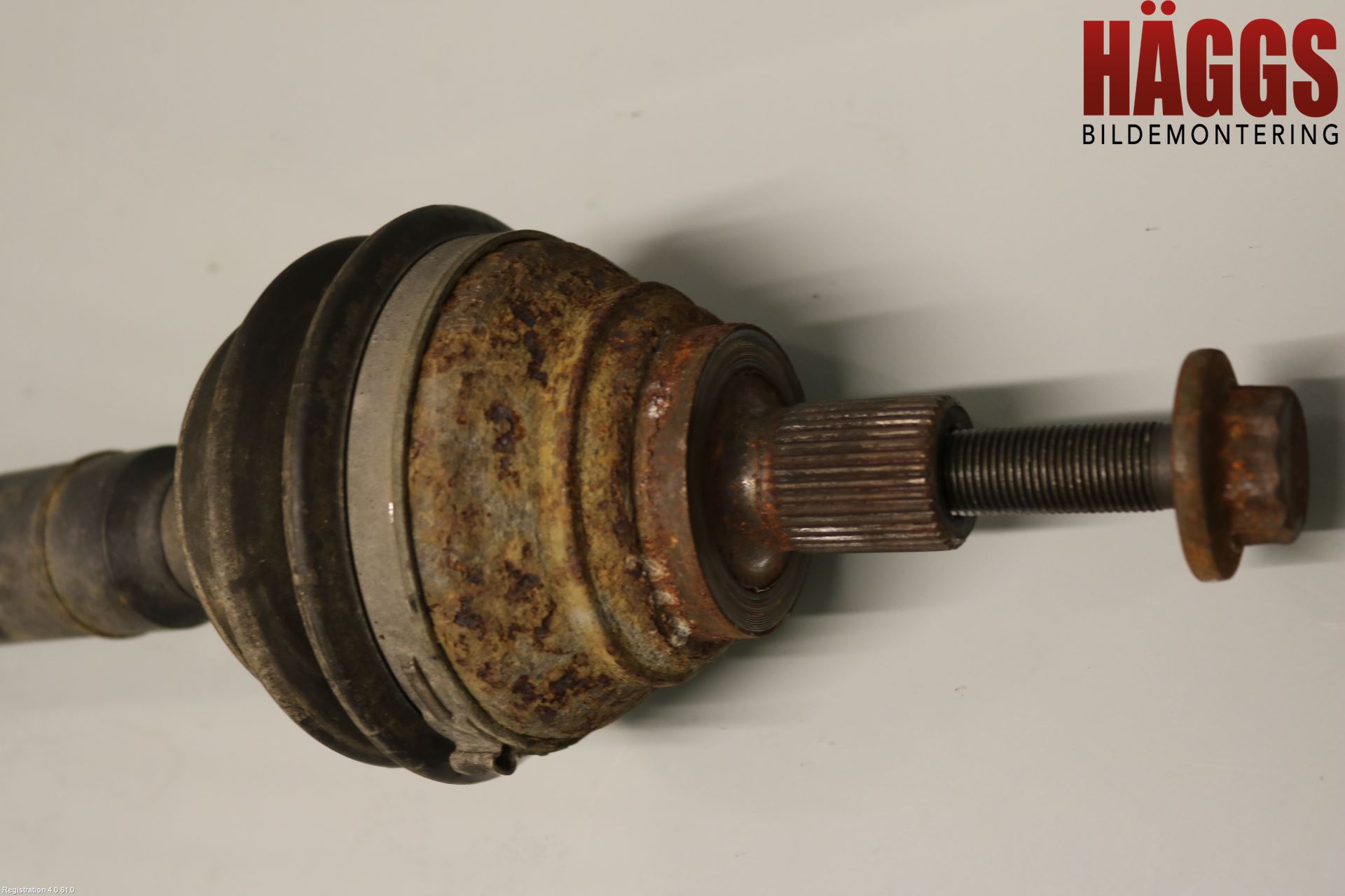 Volkswagen VW PASSAT 05-11 Drivaxel Fram Höger