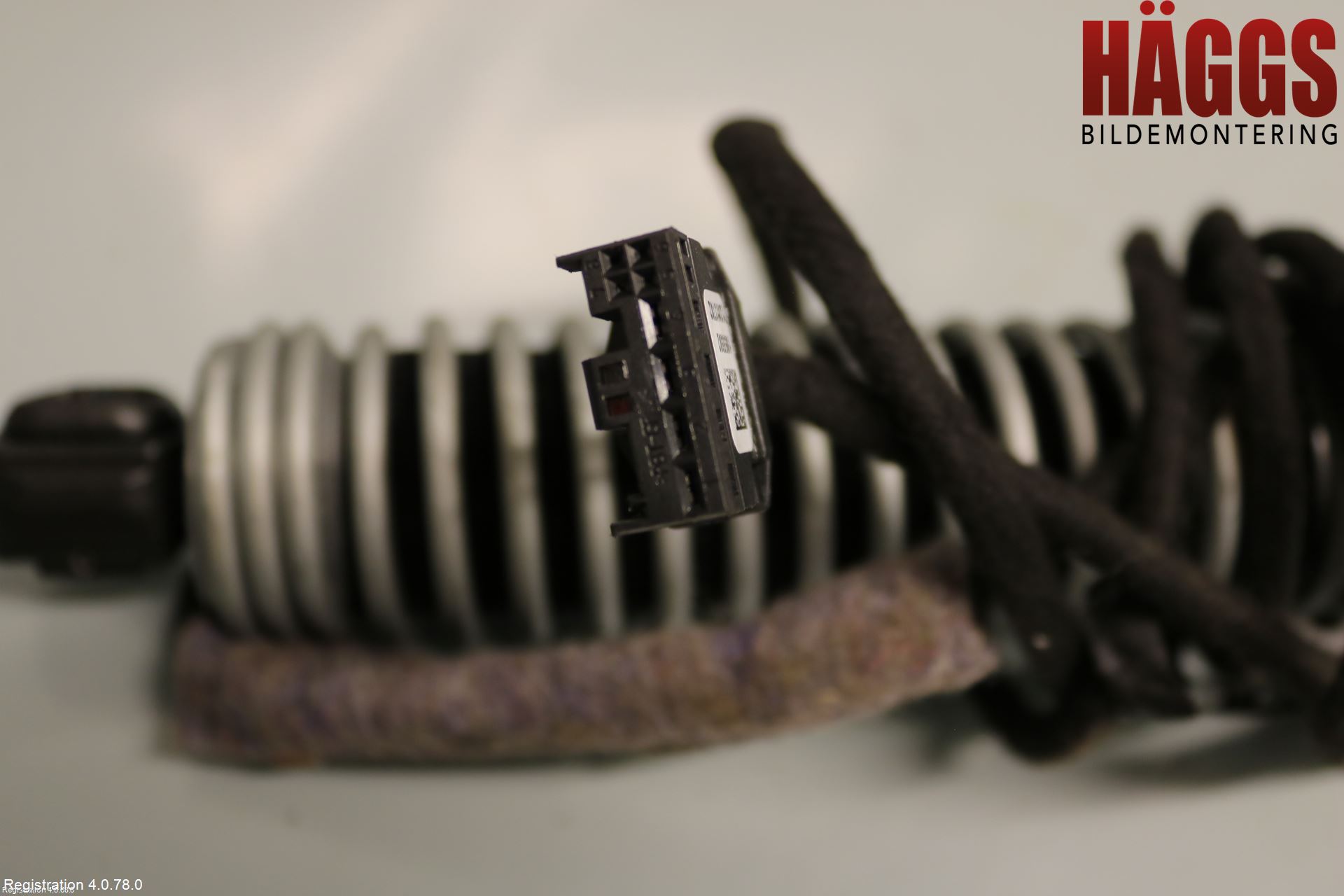 BMW 5 F10/F11/F18 09-17 Bakluckeöppnare Automatisk