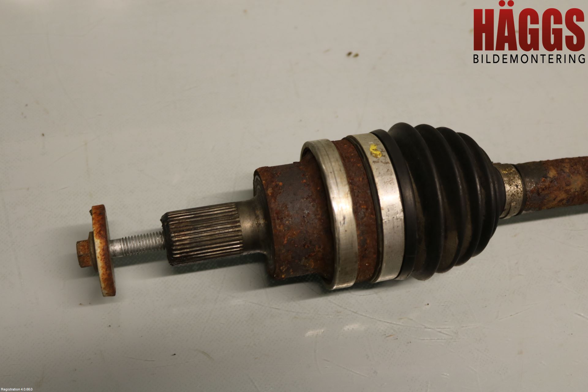 Volvo V70 14-16 Drivaxel Bak Höger
