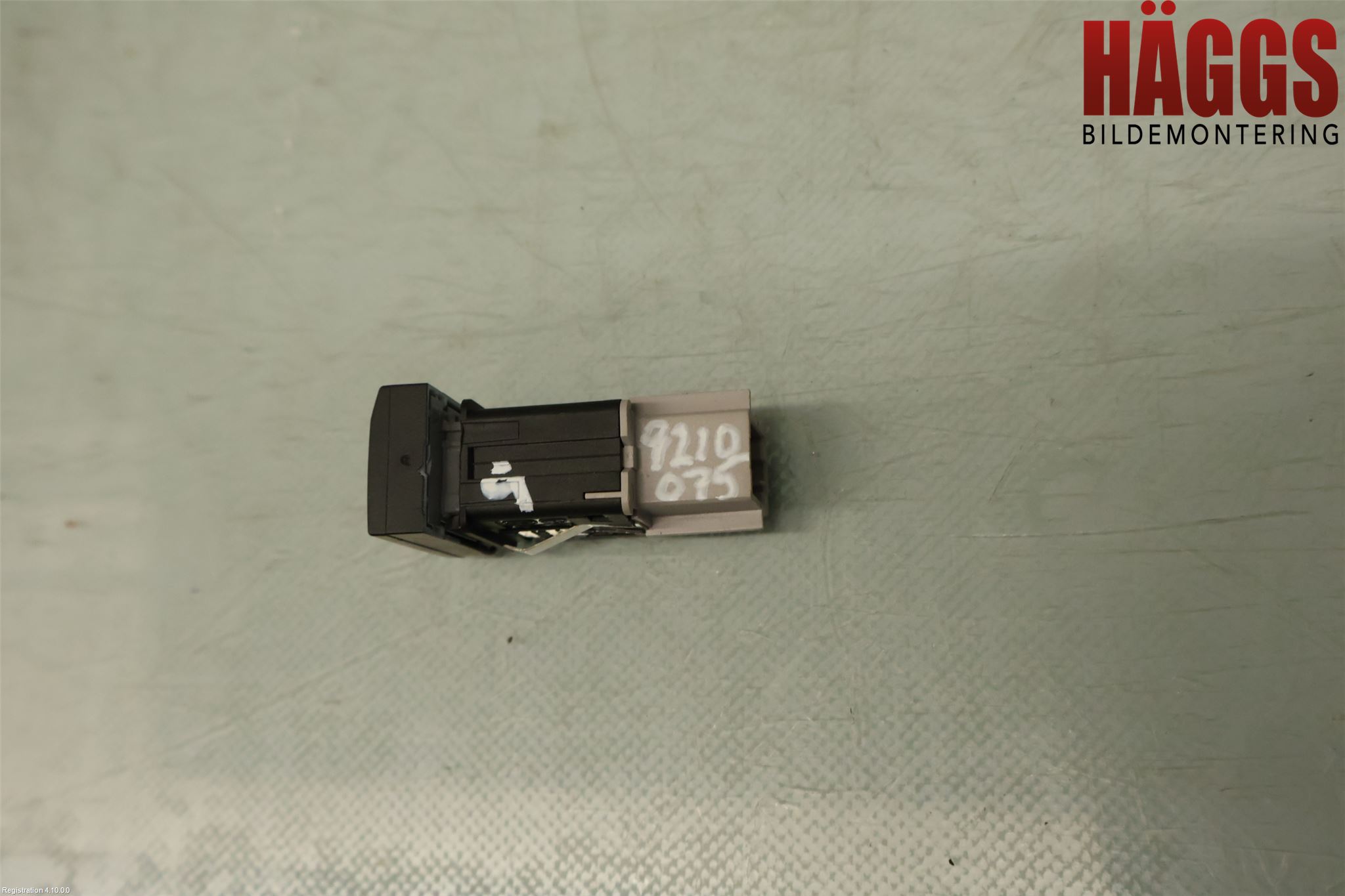 Volkswagen VW POLO 10-17 Strömställare Stolvärme