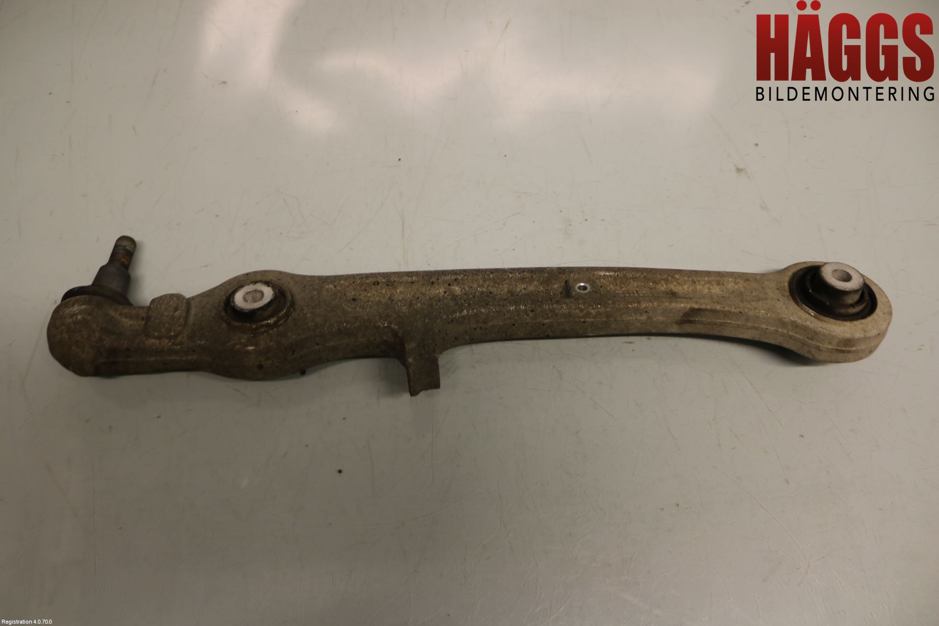 Audi A6/S6     05-11 Bärarm Fram Undre Vä