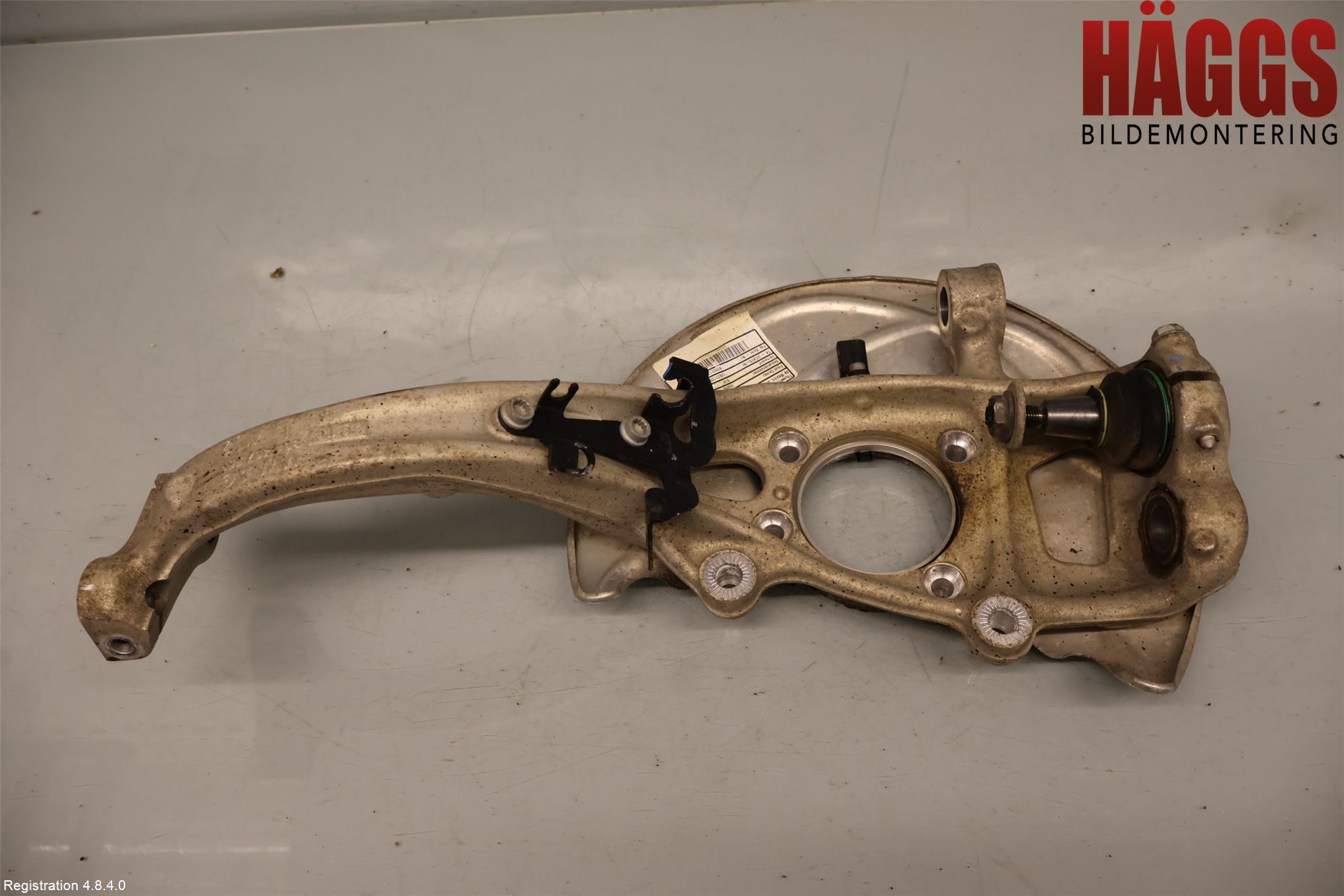 Audi Q5/SQ5 17- Styrspindel Lagerhus Vä