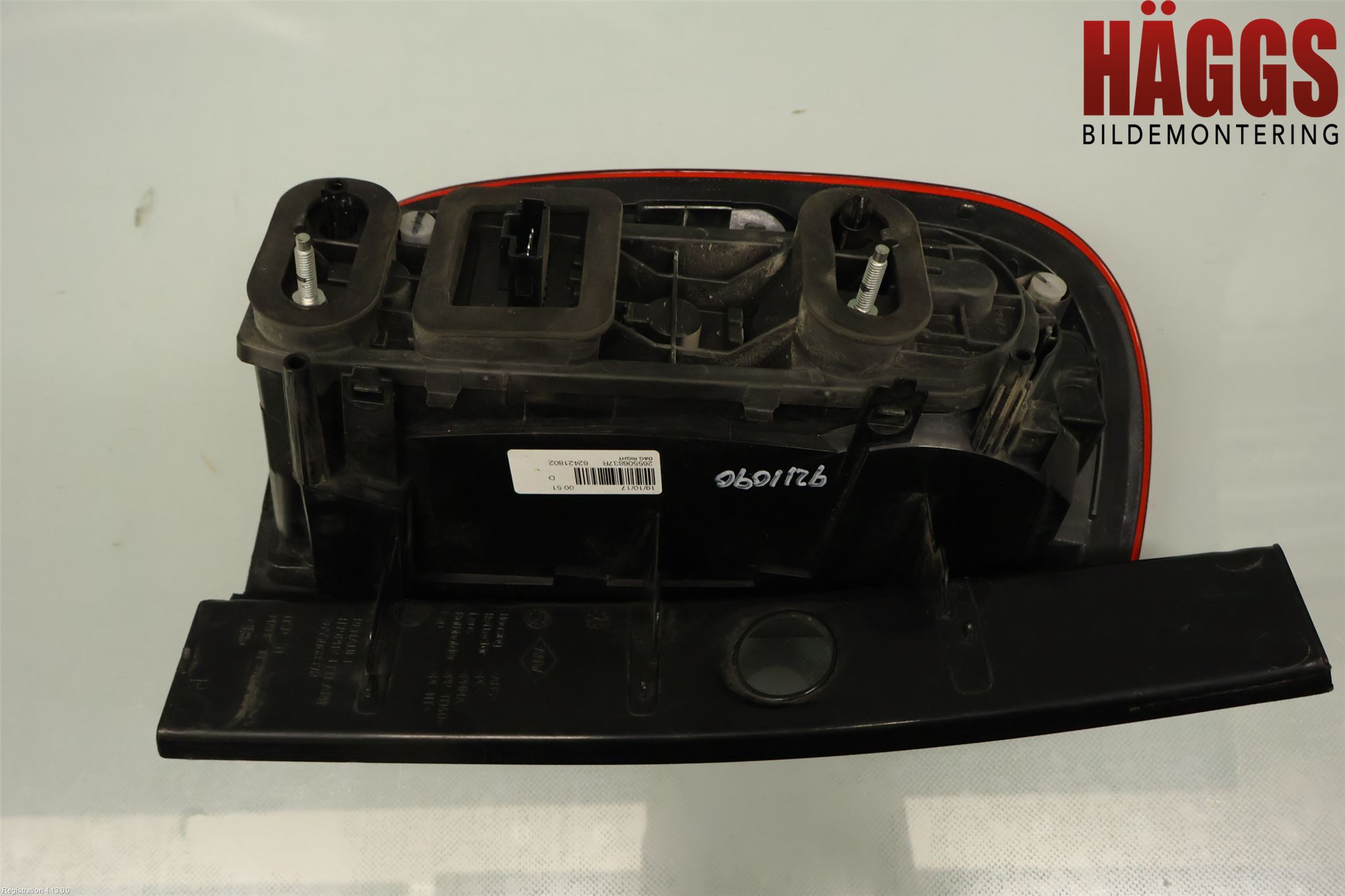Dacia DUSTER 10-17 Bakljus Höger
