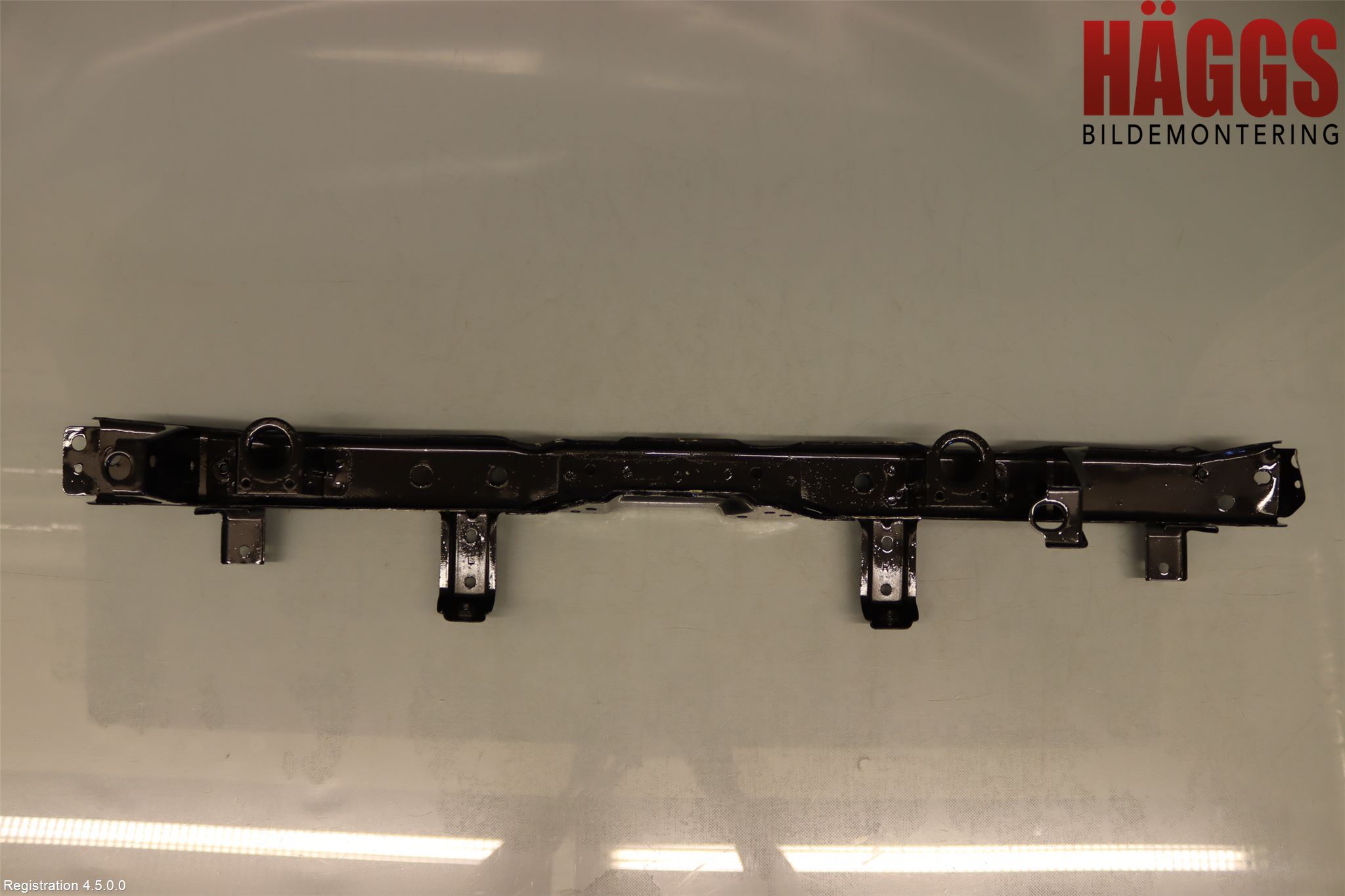 Nissan JUKE 14-19 Kylarfäste-Ram-Balk