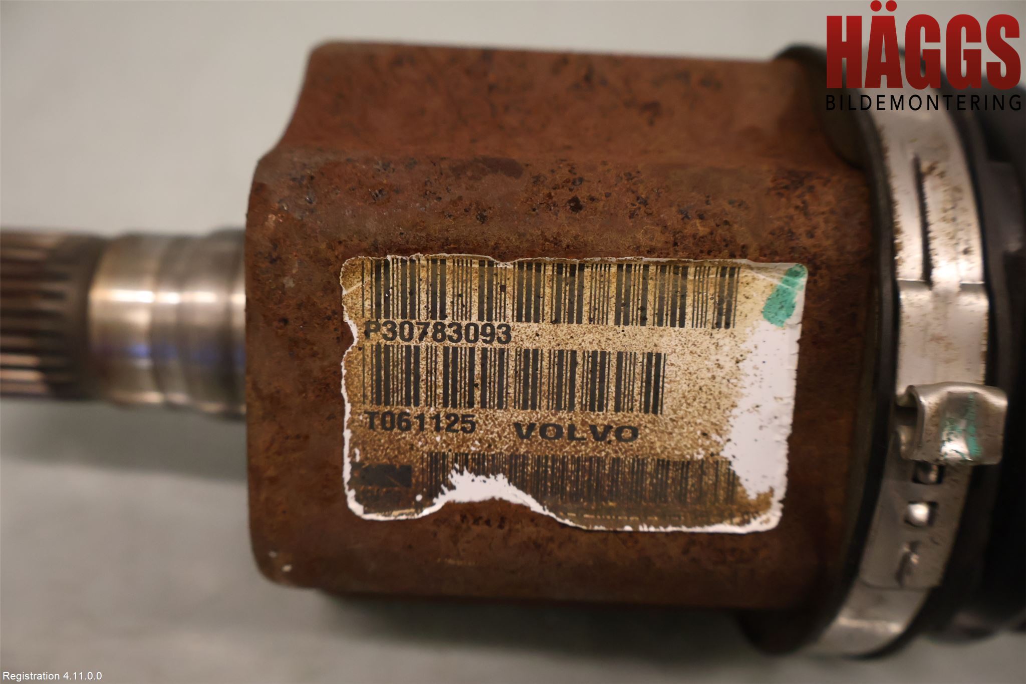 Volvo XC70 05-07 Drivaxel Fram Vänster