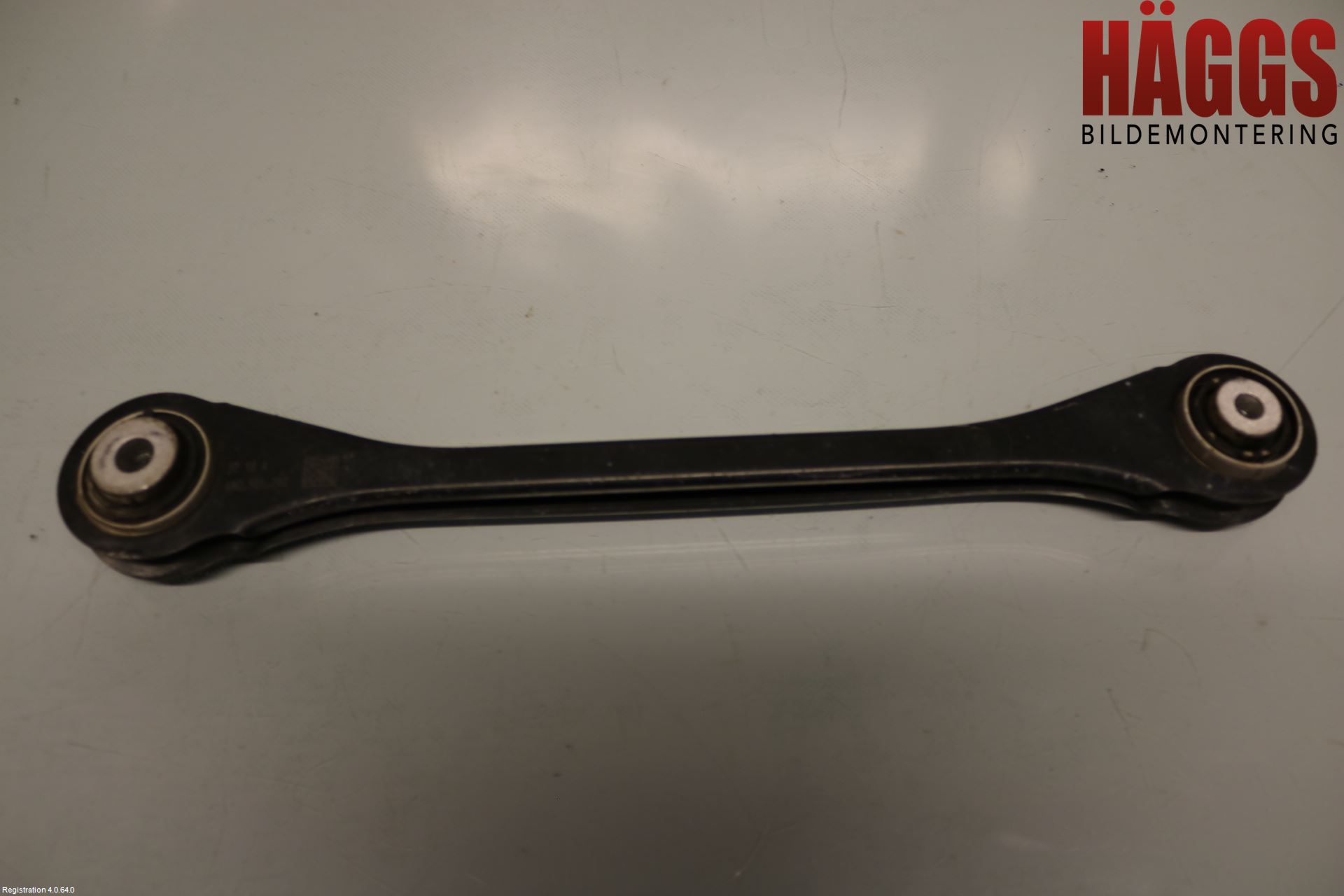 Volkswagen VW TOUAREG CR 18- Bärarm Bak Höger