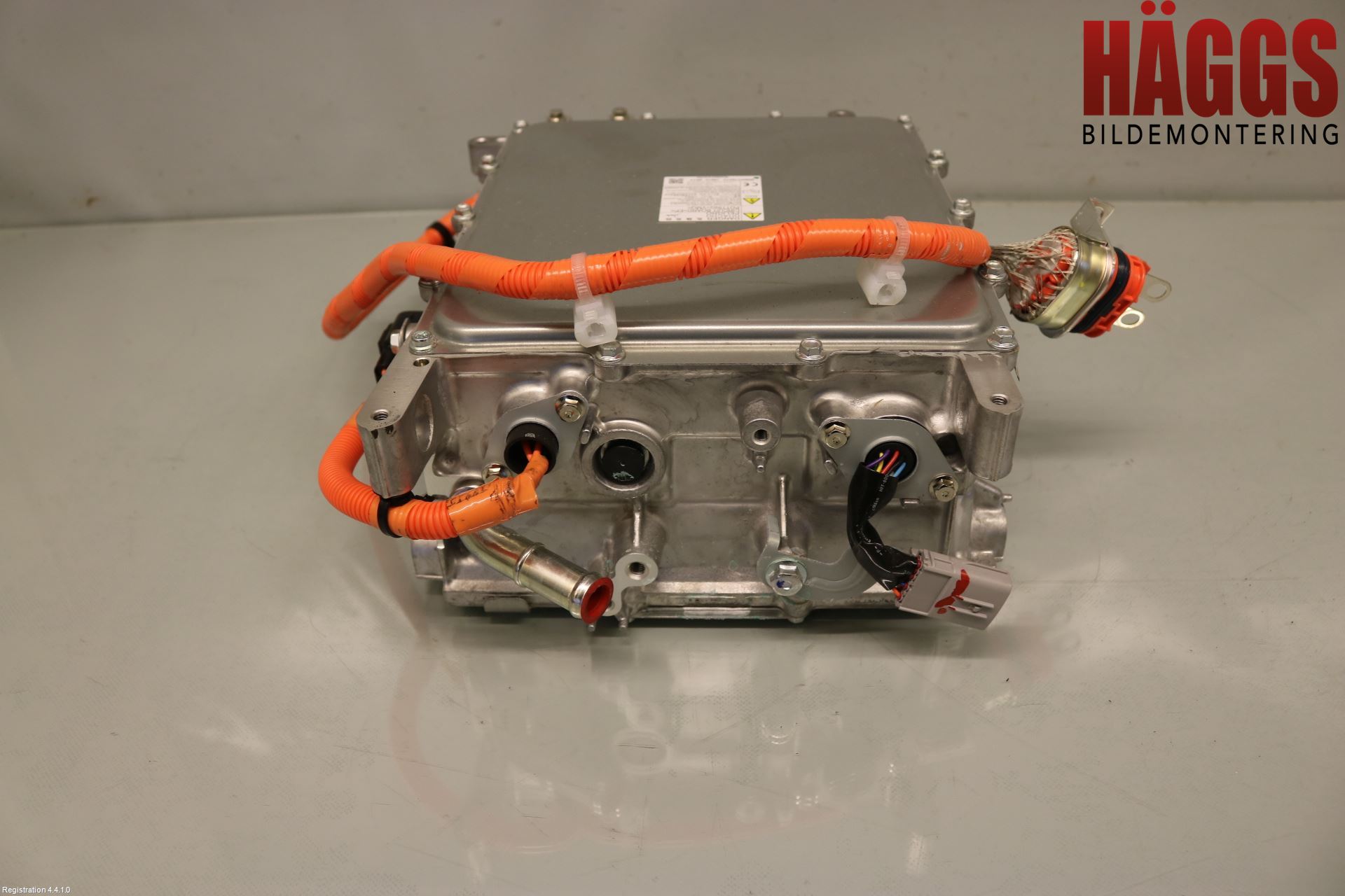 Mitsubishi OUTLANDER 13-21 Batteriladdare Högspänning