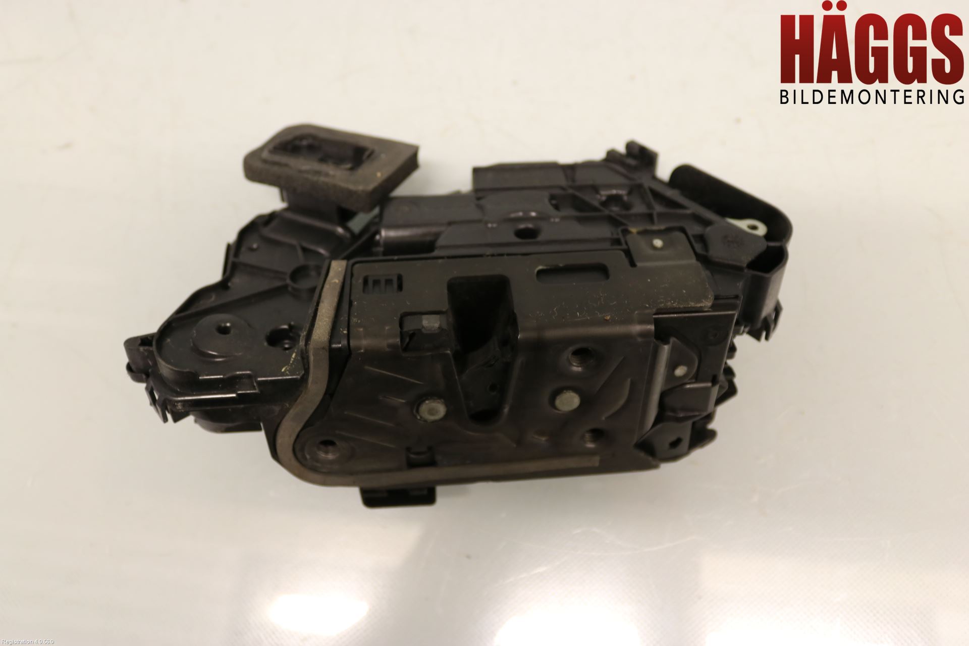 Skoda SUPERB 16-24 Låskista-Dörrlås