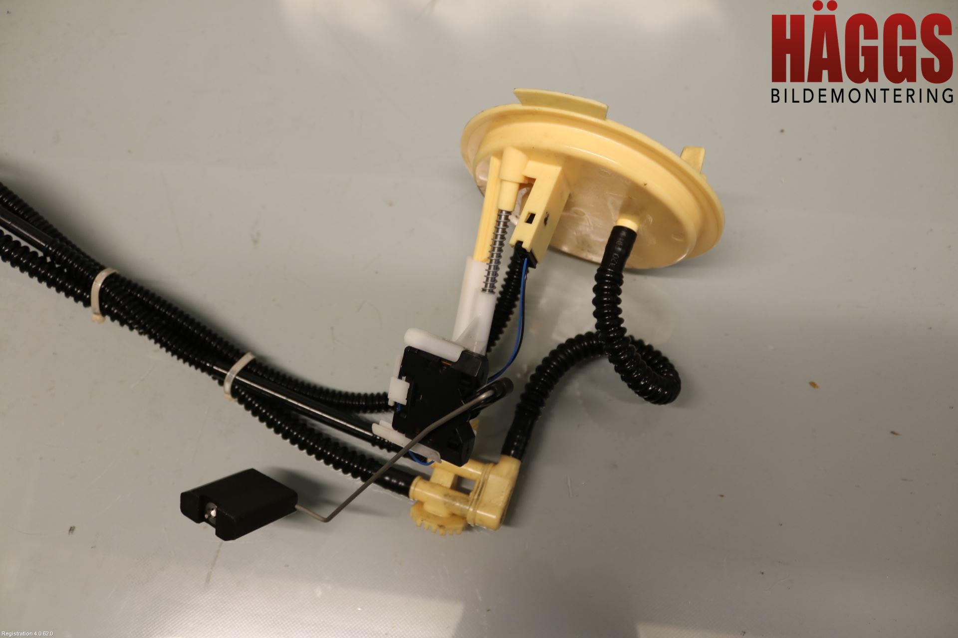 Mercedes-Benz MB E-KLASS (W212) 09-16 Givare Tank