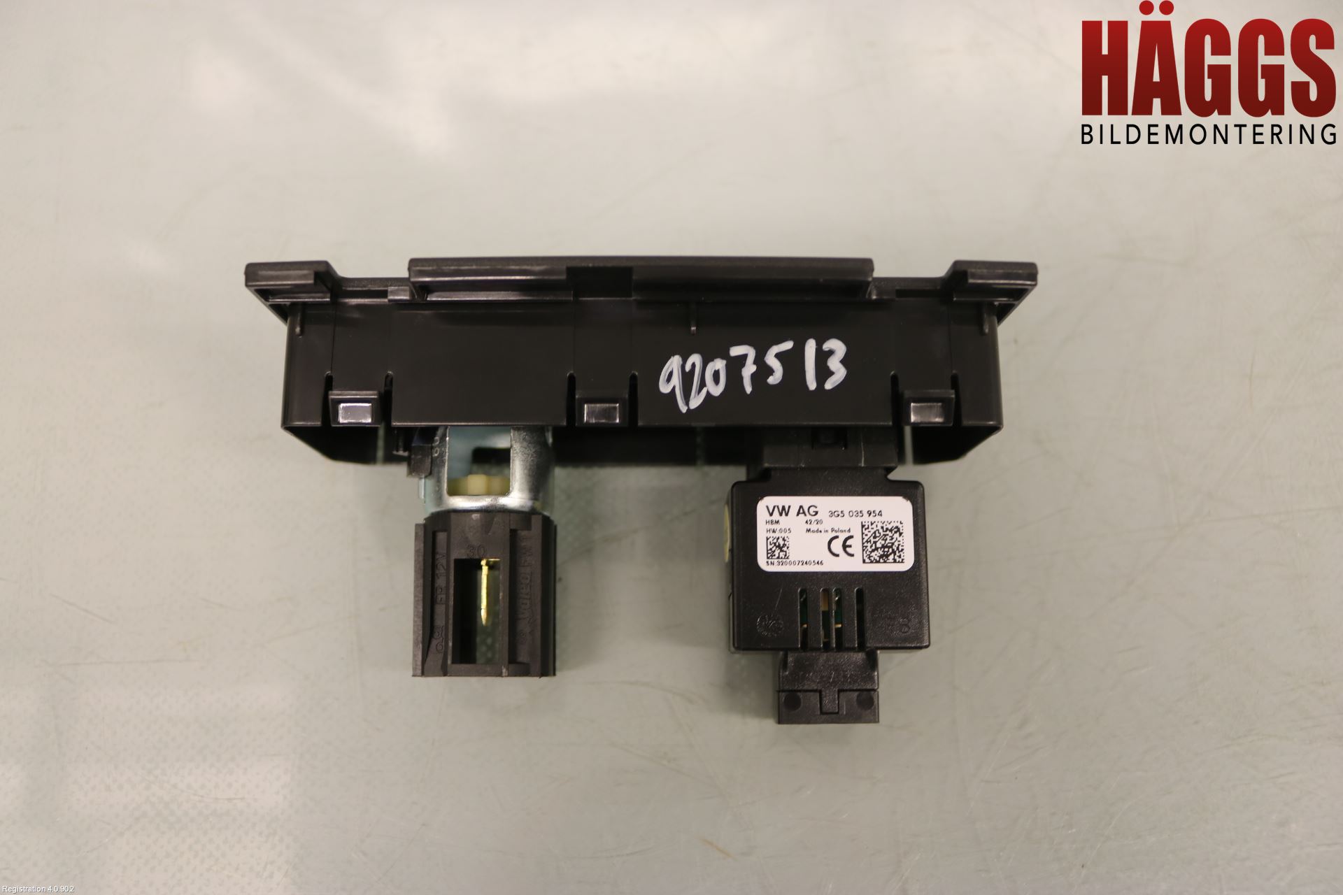 Volkswagen VW PASSAT 20-24 Usb Connection
