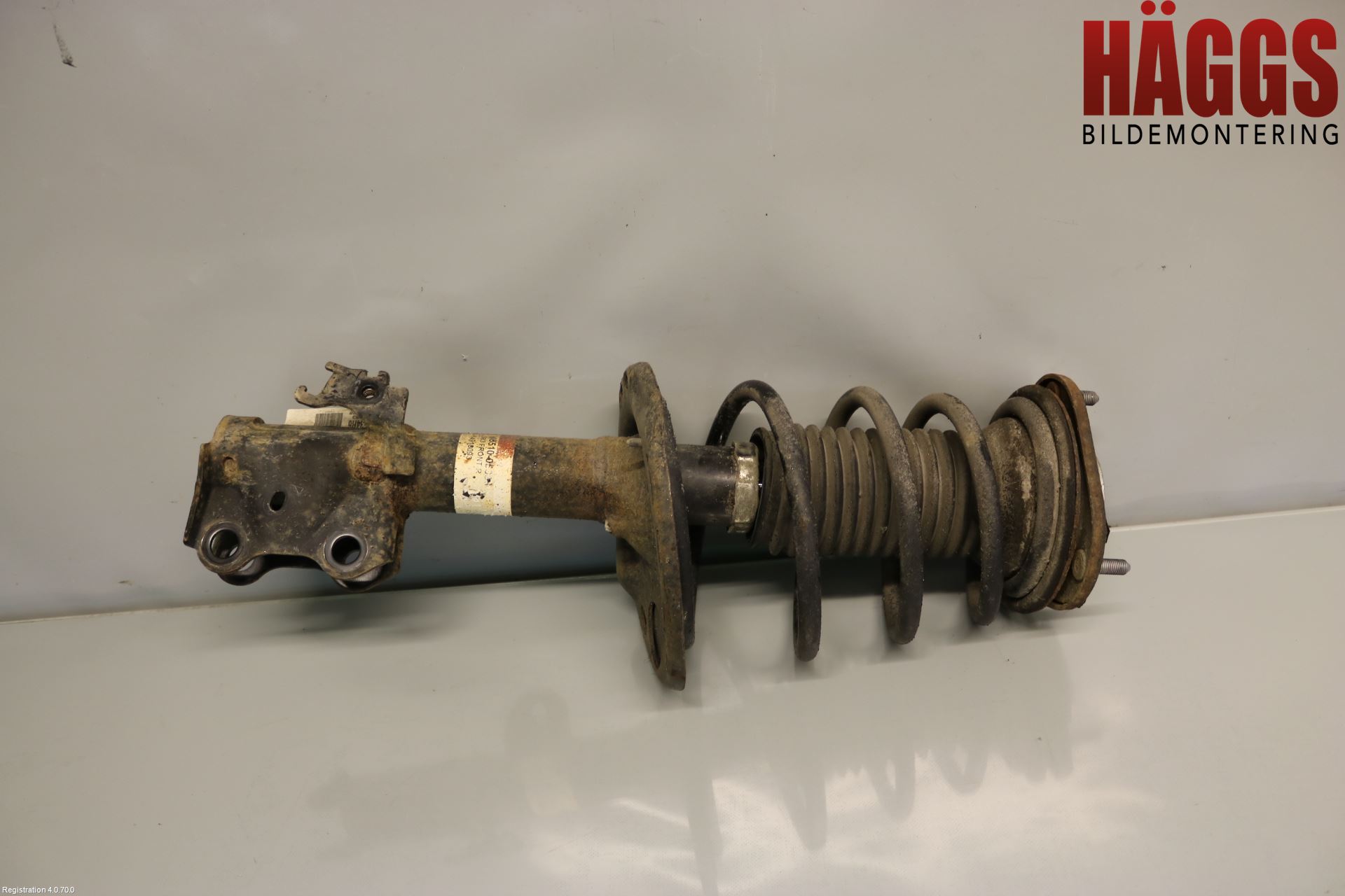 Toyota AVENSIS 09-15 Fjäderben Fram Höger