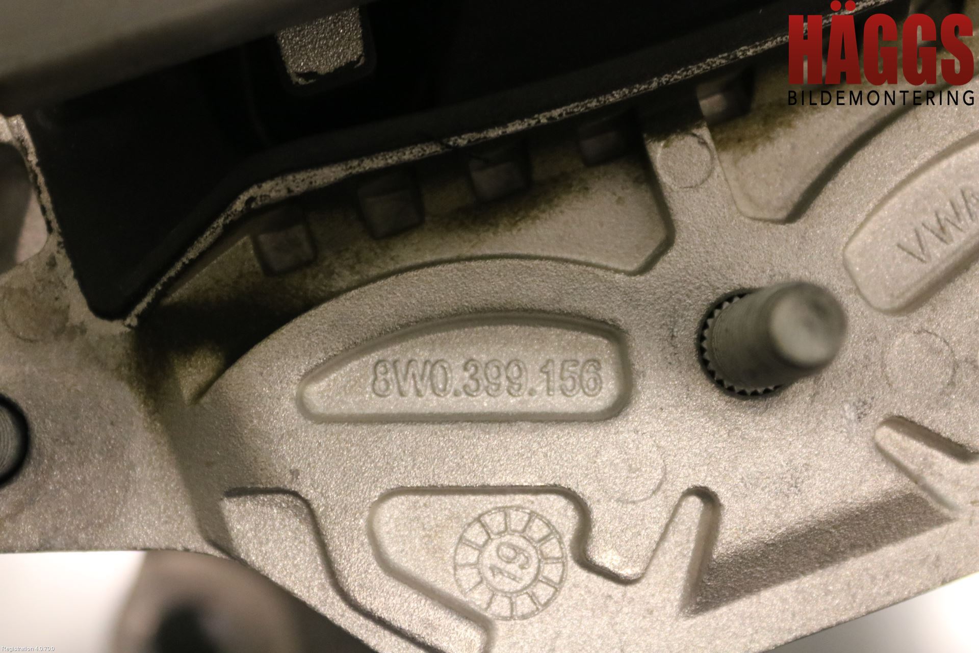 Audi A6 F2/C8 19- Växellådsfäste