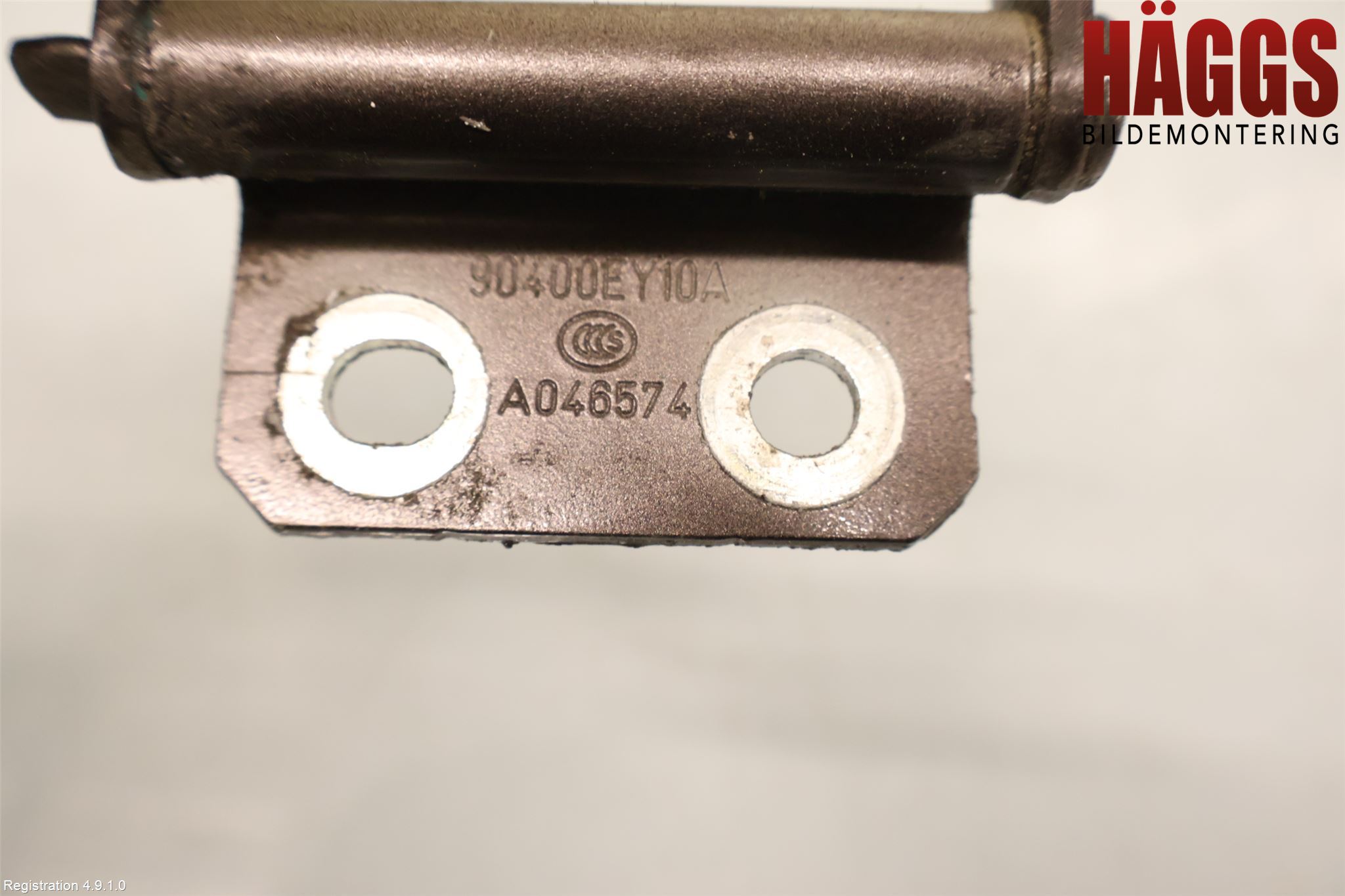 Nissan QASHQAI 17-21 Bakluckegångjärn Vä