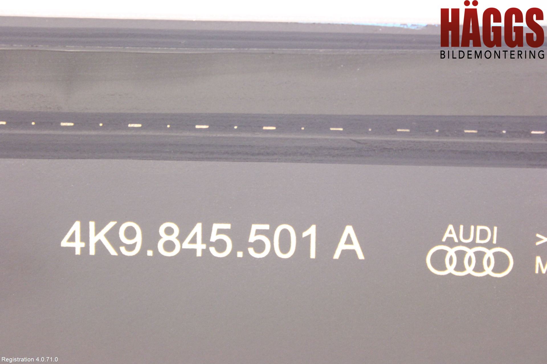 Audi A6 F2/C8 19- Bakruta