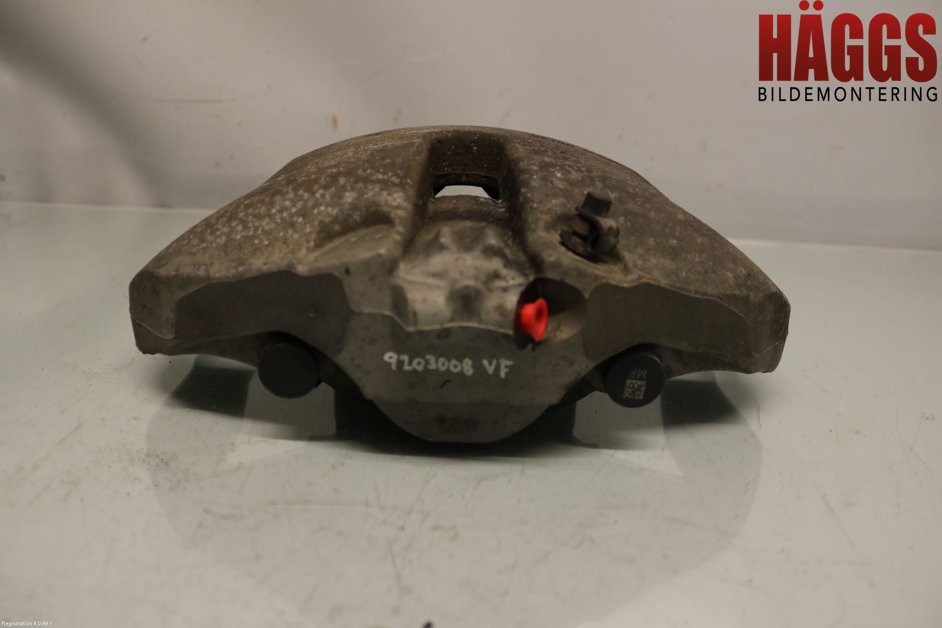 BMW 5 F10/F11/F18 09-17 Bromsok Fram Vänster