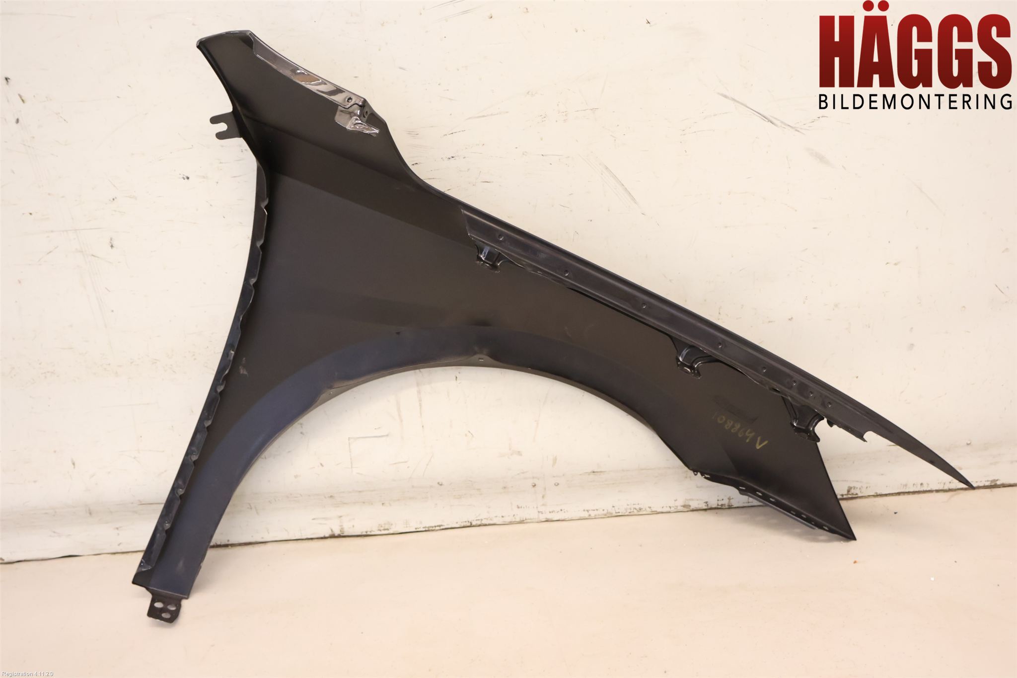 Volkswagen VW PASSAT 15-19 Skärm Fram Vänster