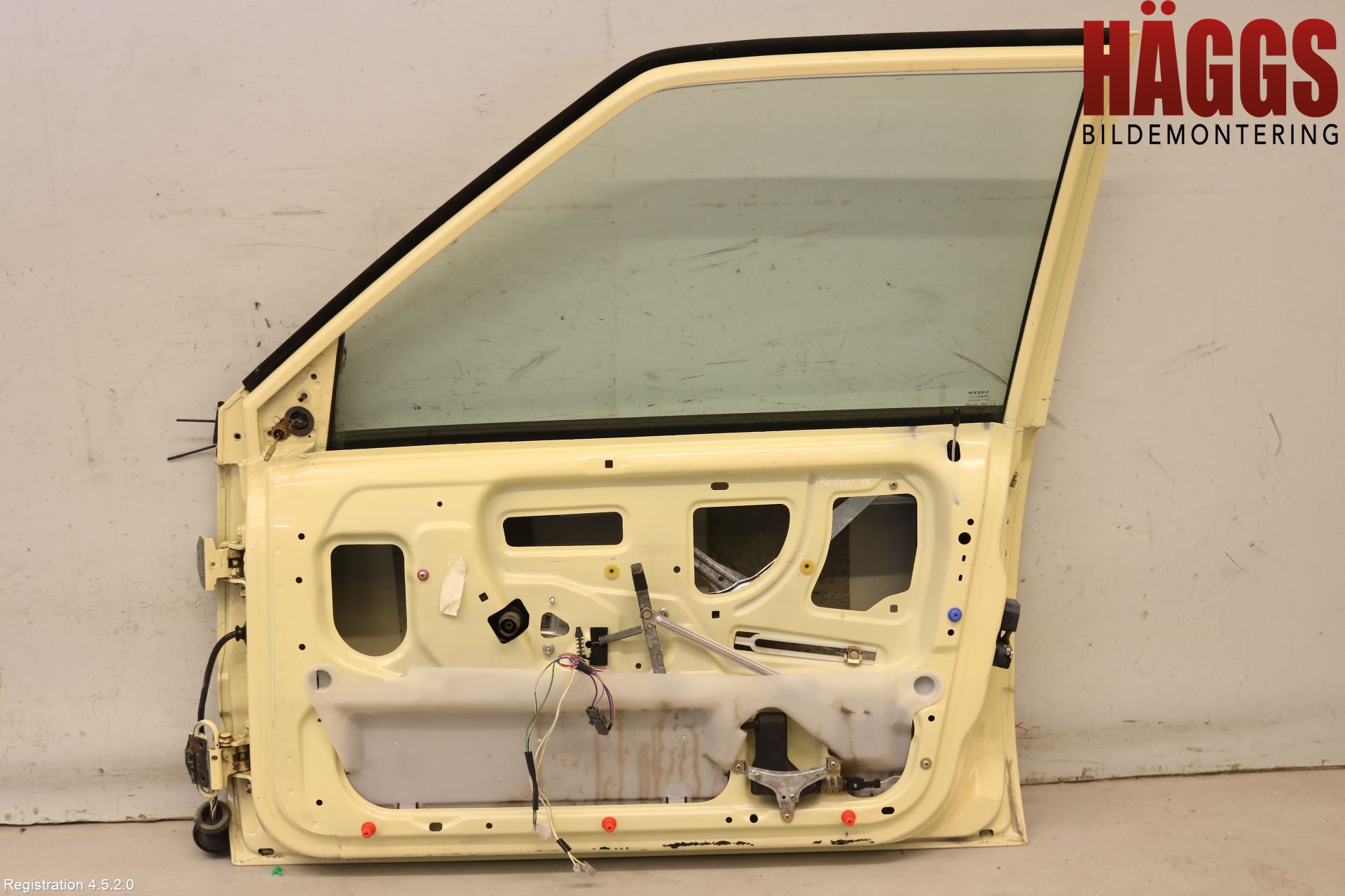 Volvo 740 84-87 Dörr Fram Höger