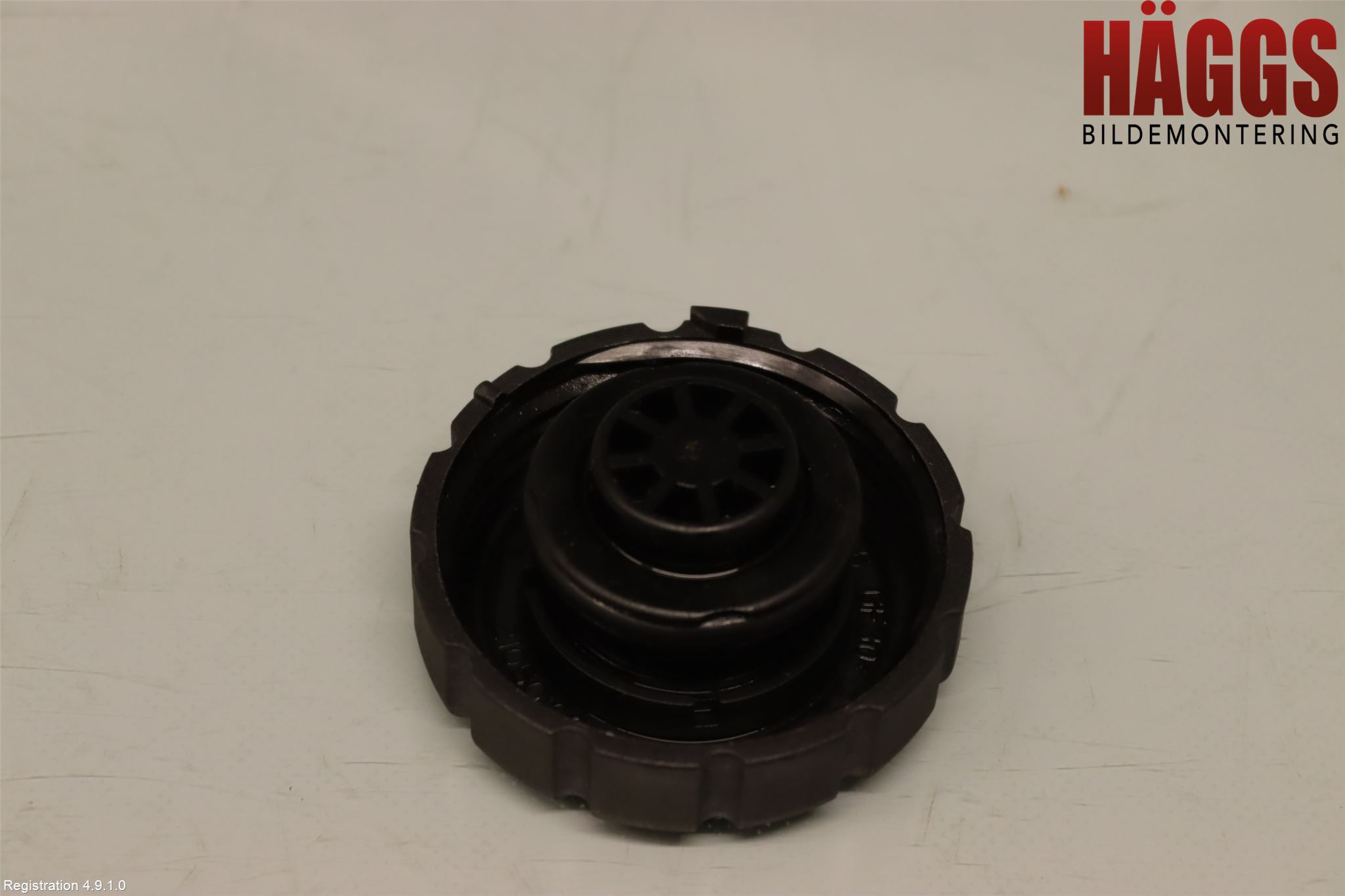 Mercedes-Benz MB C-KLASS (W205) 14-21 Expansionstank Lock