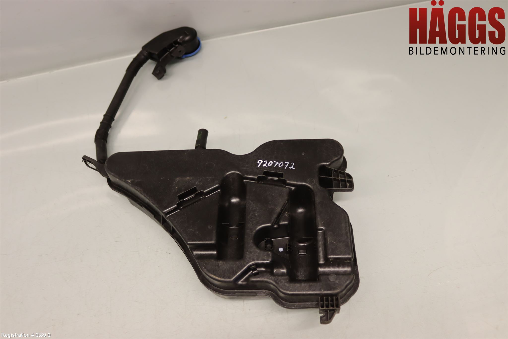 BMW 3 G20/G21/G80/G81 19- Spolartank Vindruta-Strål