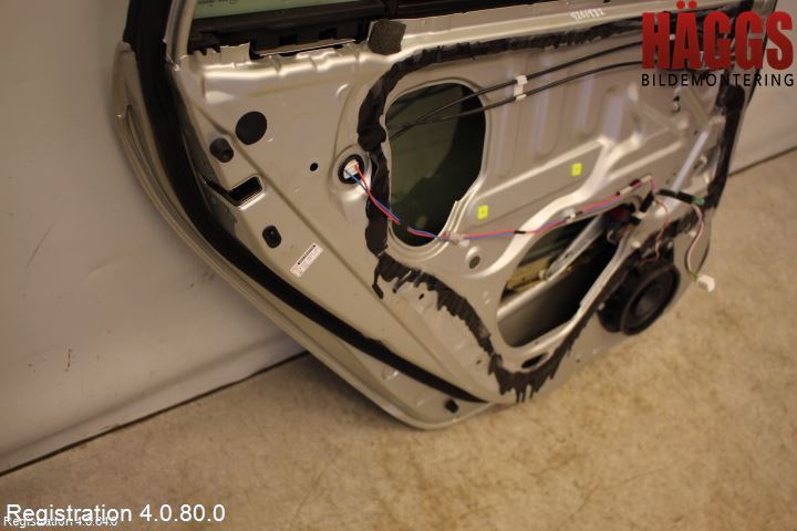 Toyota COROLLA 02-07 Dörr Bak Vänster