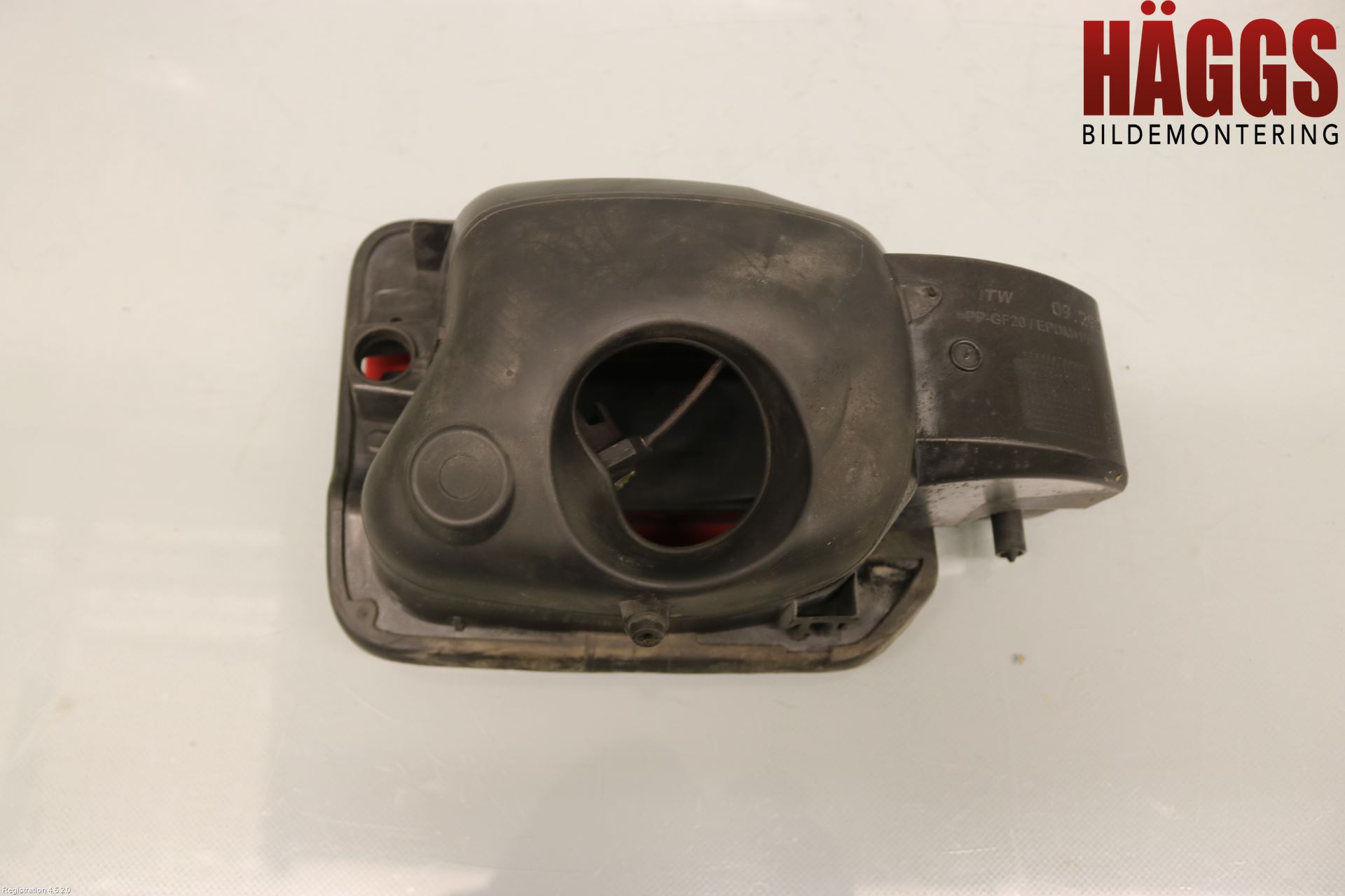 Volkswagen VW AMAROK 2H 10-22 Tanklucka