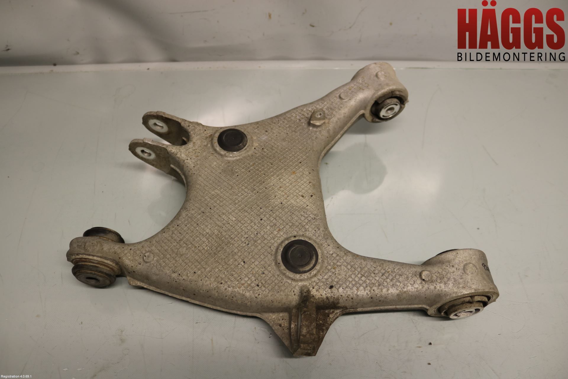 BMW 5 F10/F11/F18 09-17 Bärarm Bak Vänster