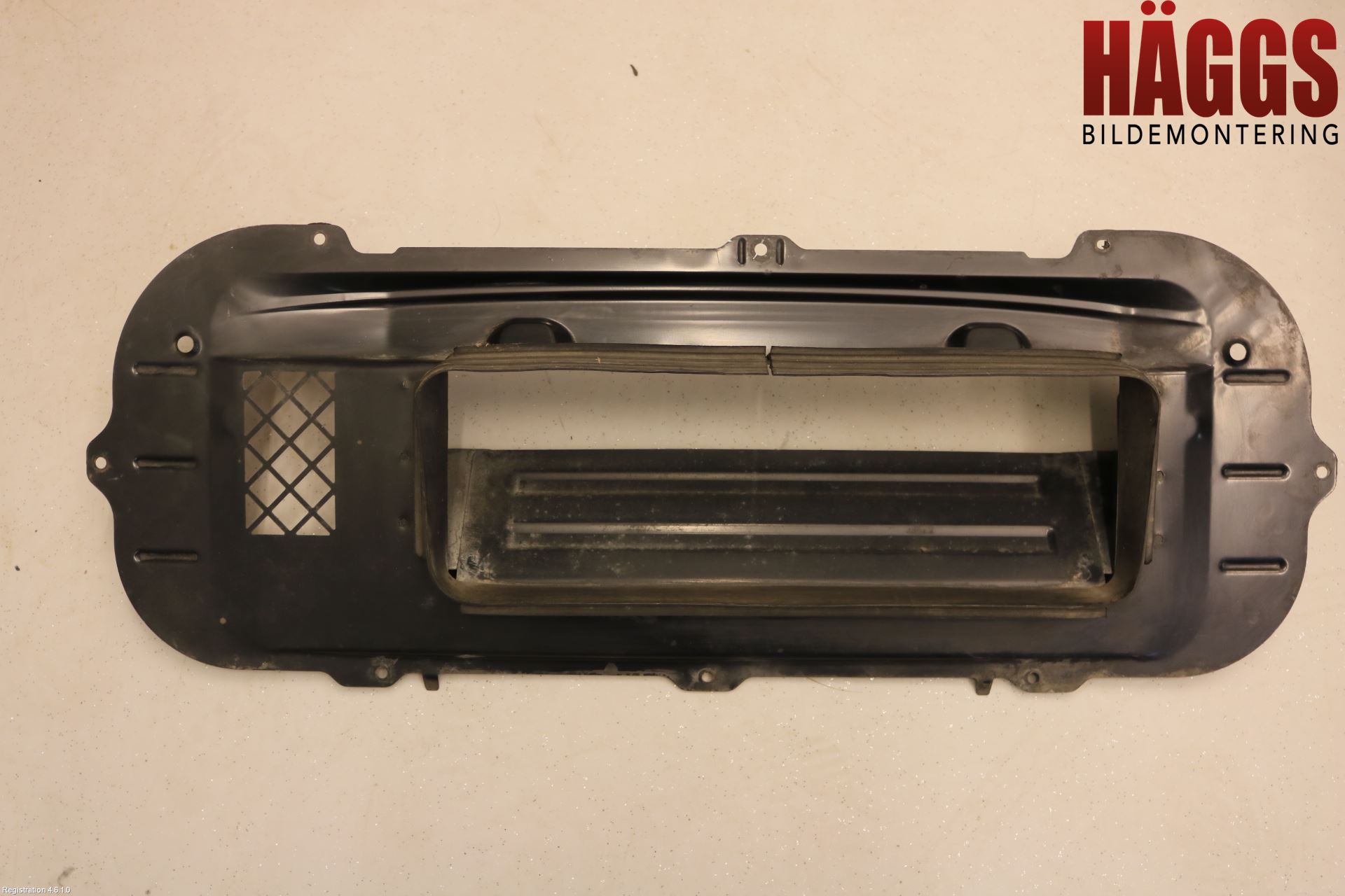 Subaru IMPREZA II  01-02 Huv Luftintag