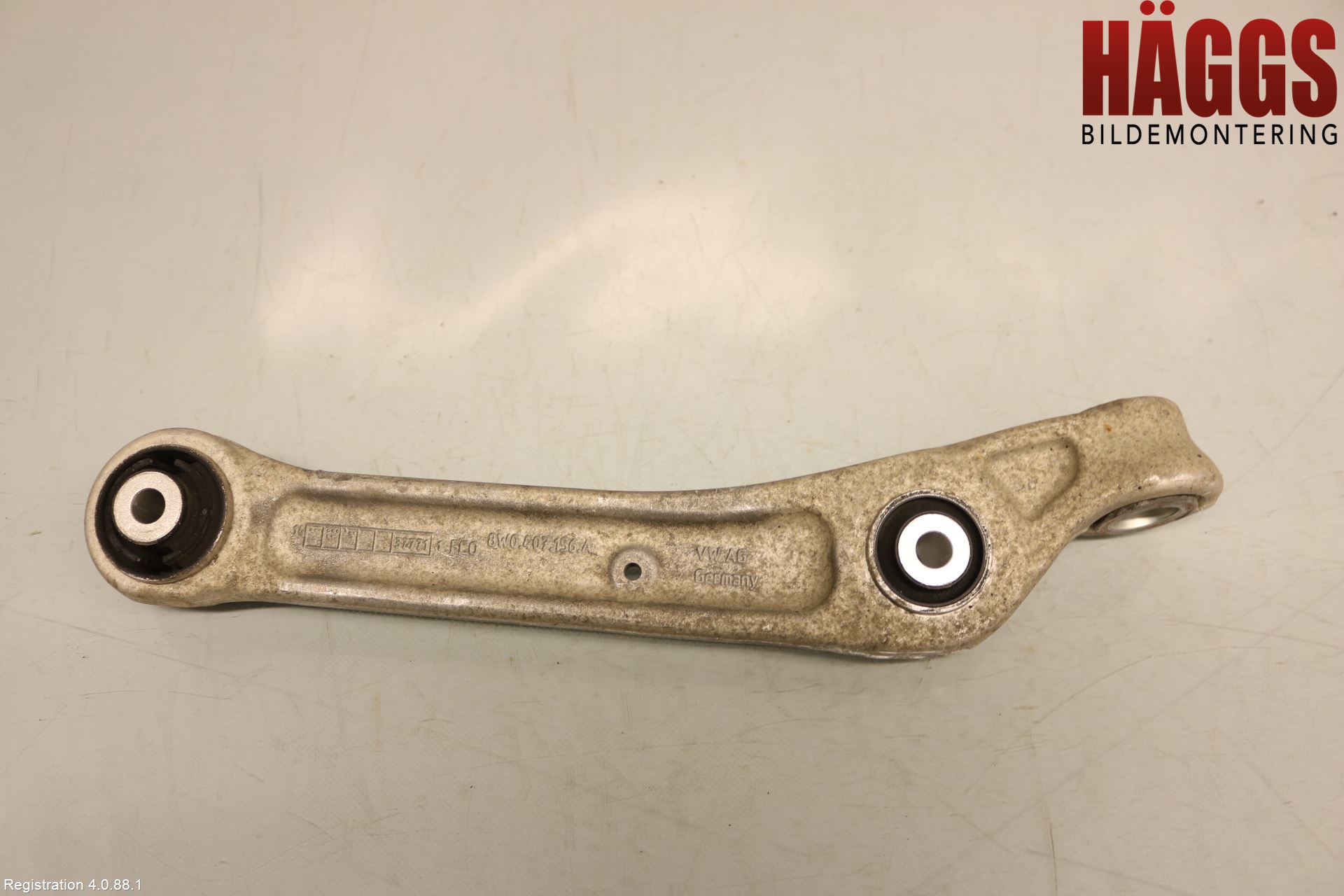 Audi A4/S4 B9 16-19 Bärarm Fram Undre Hö