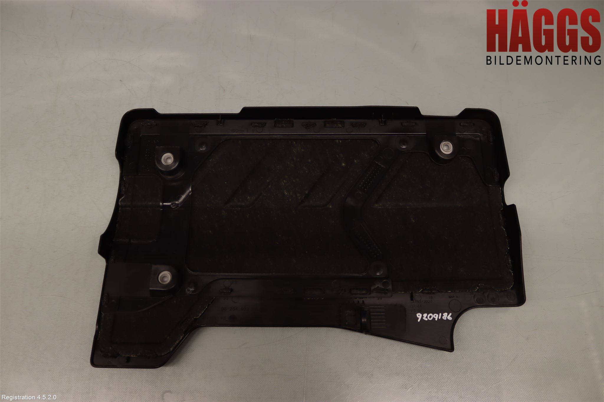 Peugeot 3008 17-24 Motorkåpa