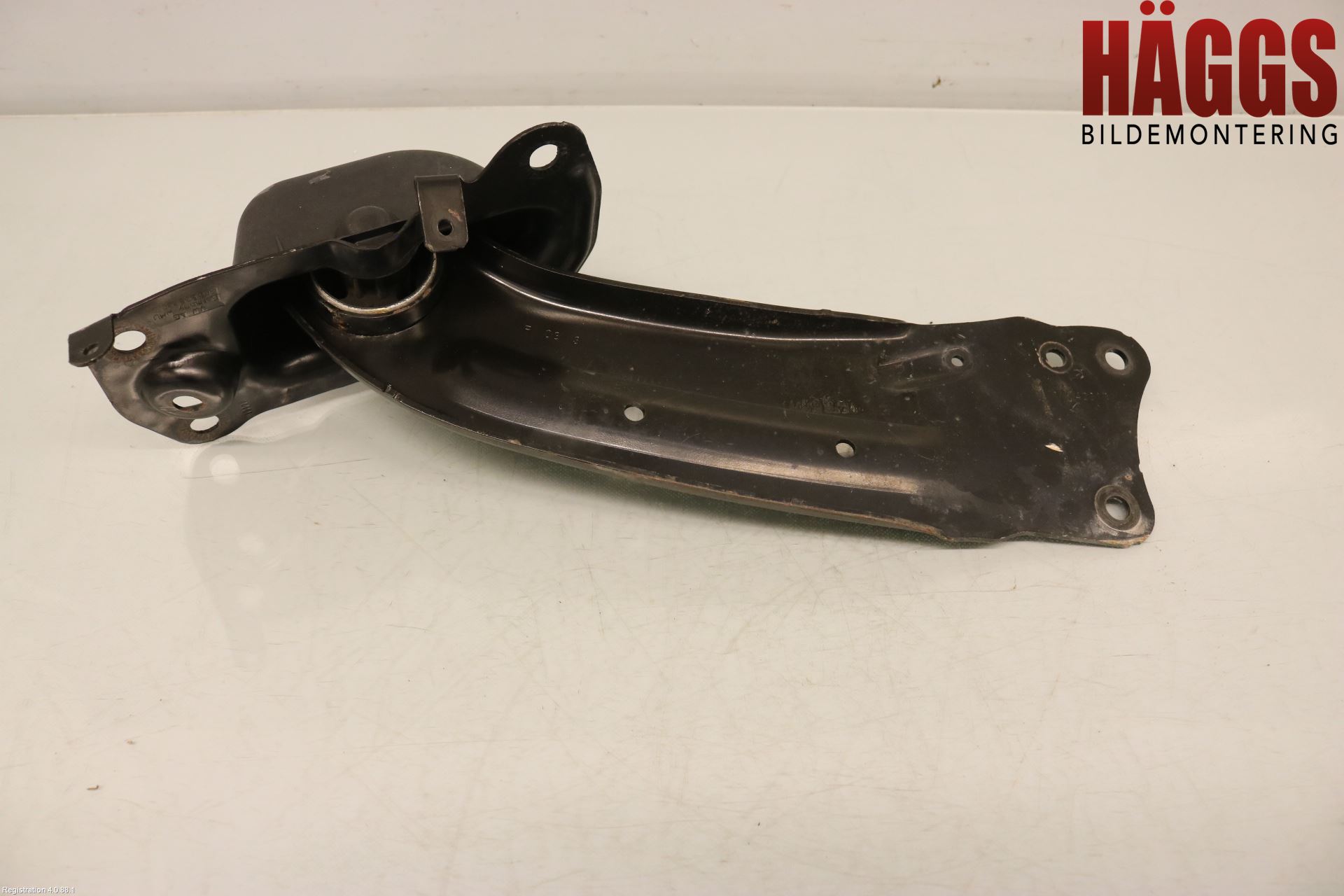 Audi Q3 8U 12-18 Bärarm Bak Höger