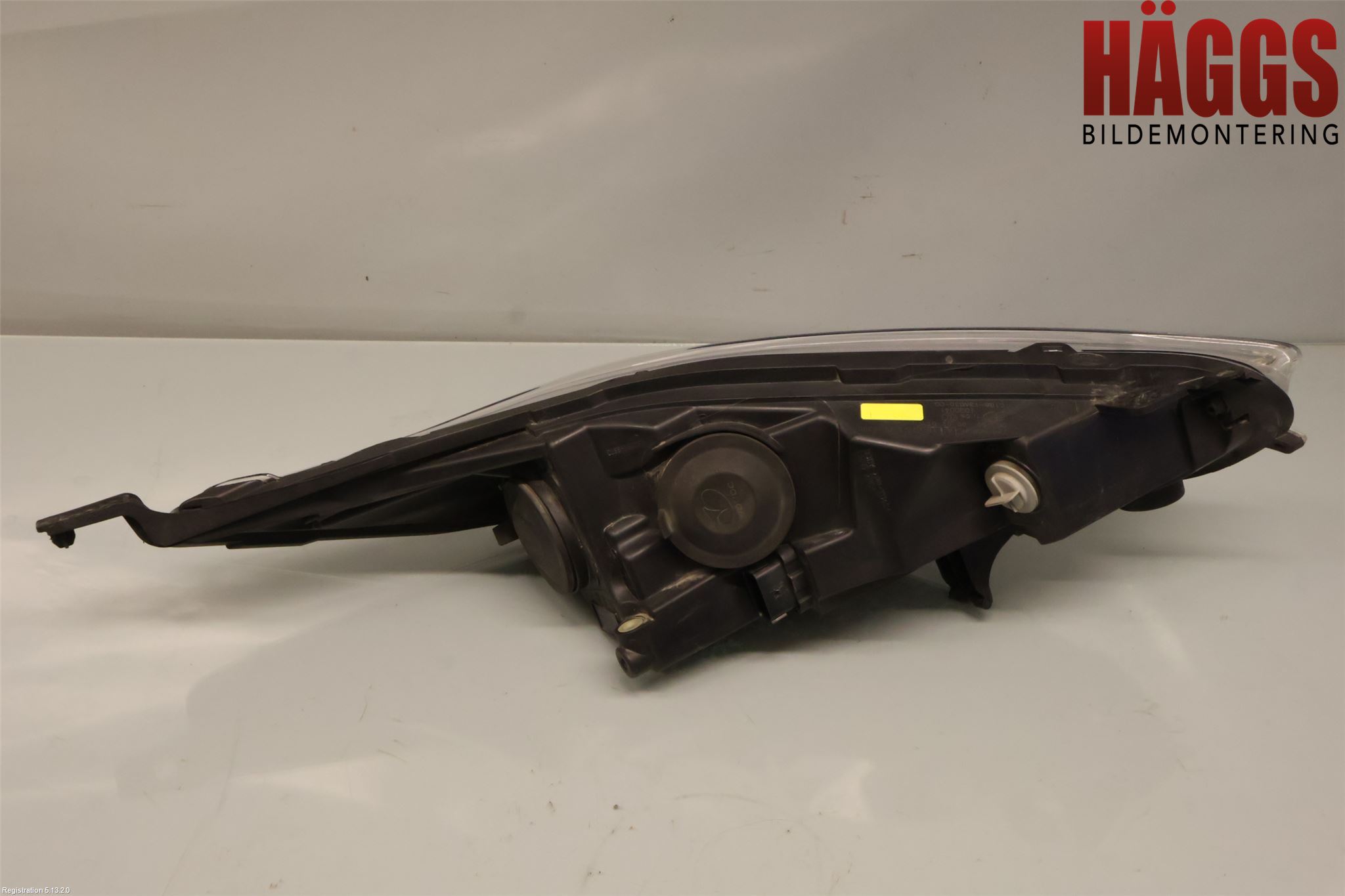 Ford FIESTA 13-17 Strålkastare Vänster