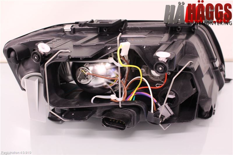 Audi A6/S6     97-05 Strålkastare Vänster