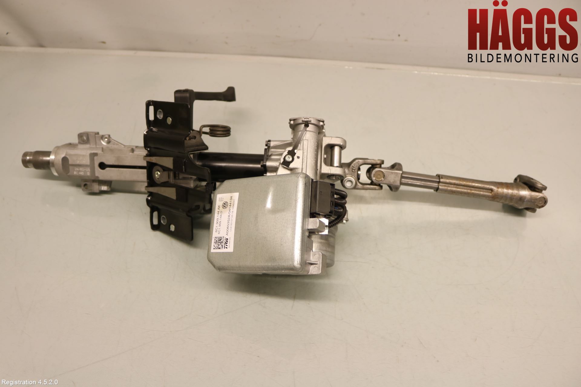 Skoda FABIA 15-21 Rattaxelagg Med Inb Servo